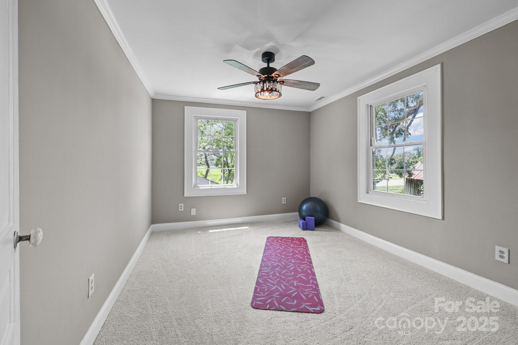 550 Woodleaf Barber Road — Cleveland