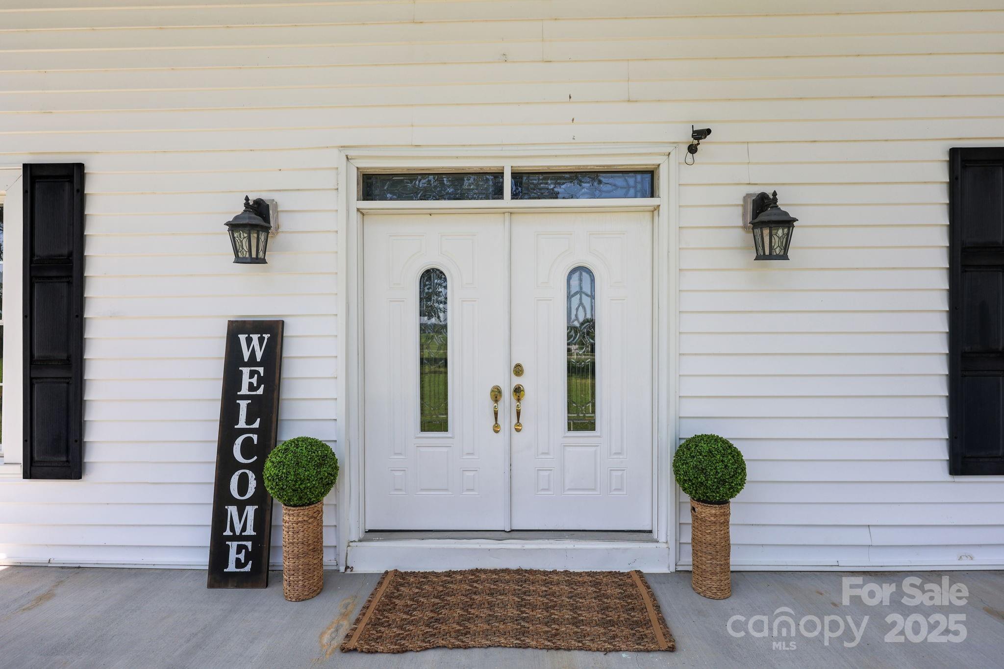 550 Woodleaf Barber Road — Cleveland