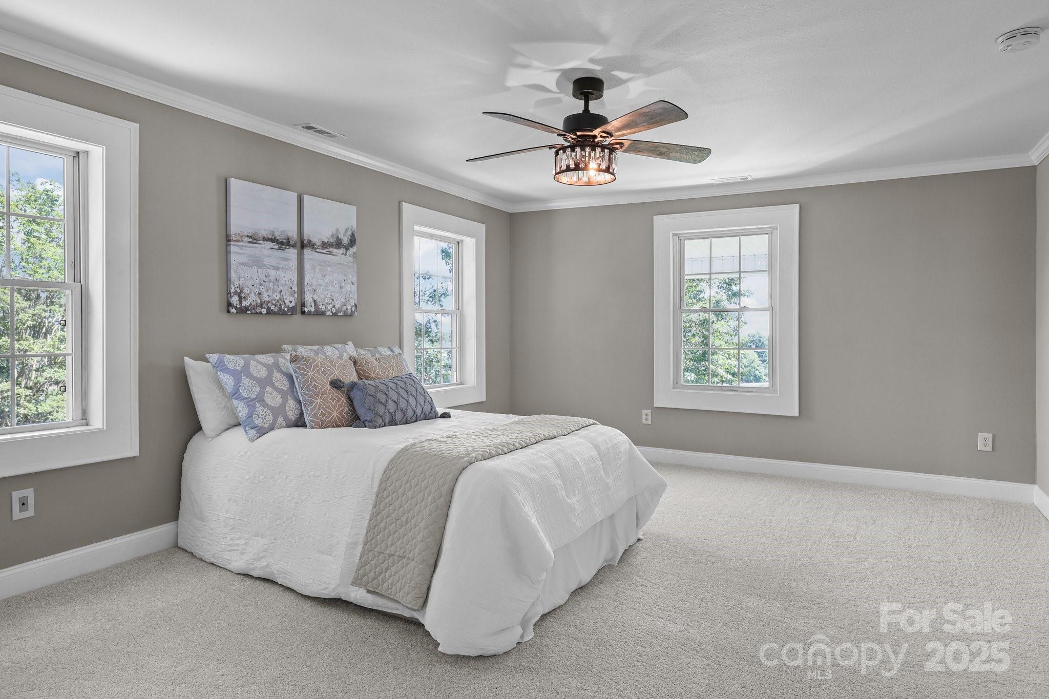 550 Woodleaf Barber Road — Cleveland