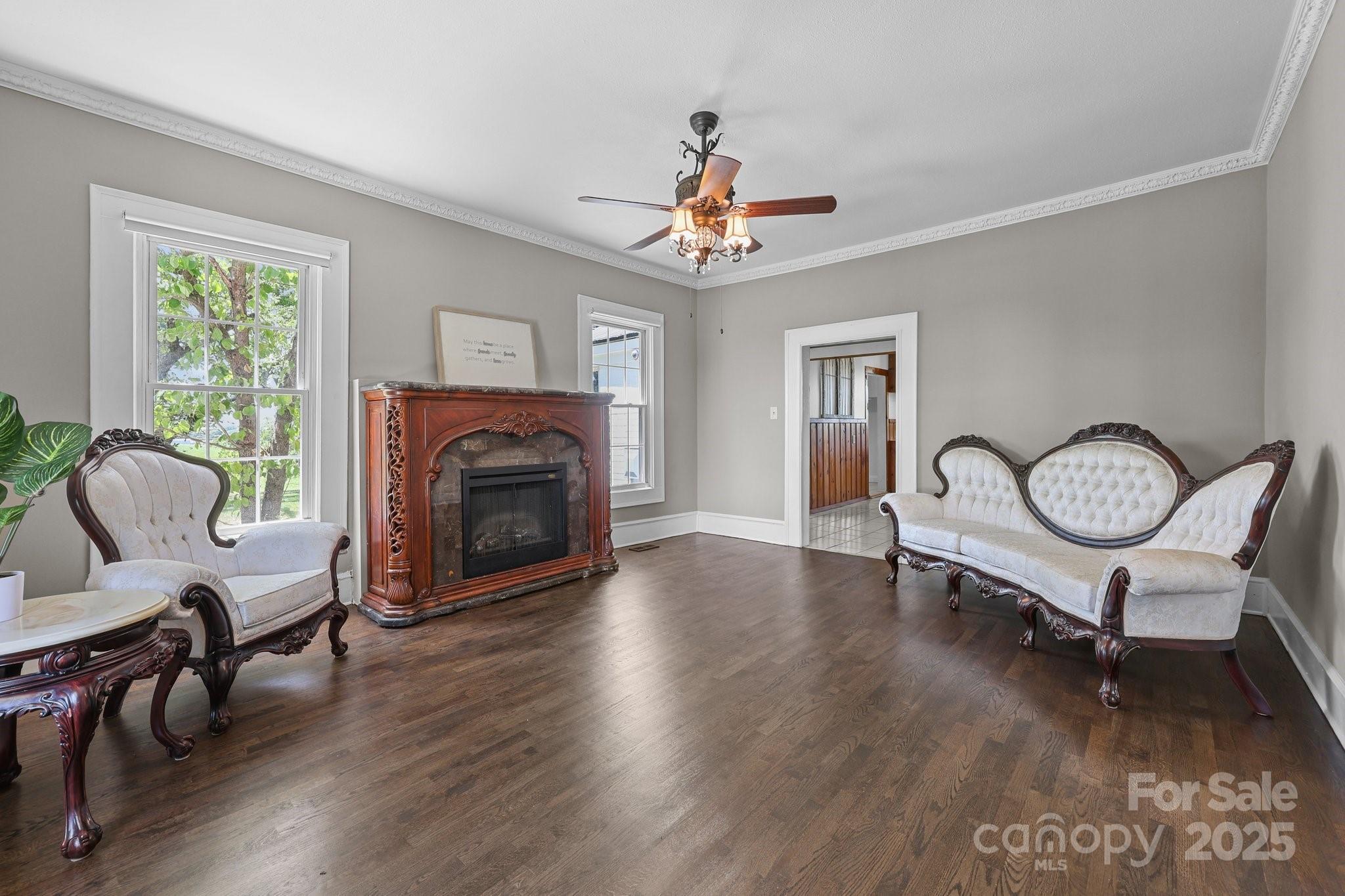550 Woodleaf Barber Road — Cleveland