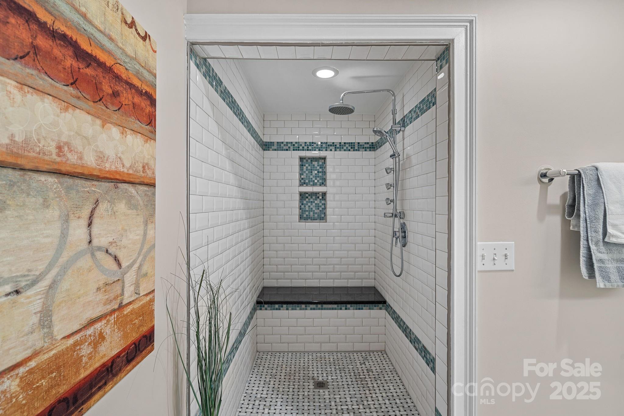315 Arlington Avenue #607 — Charlotte