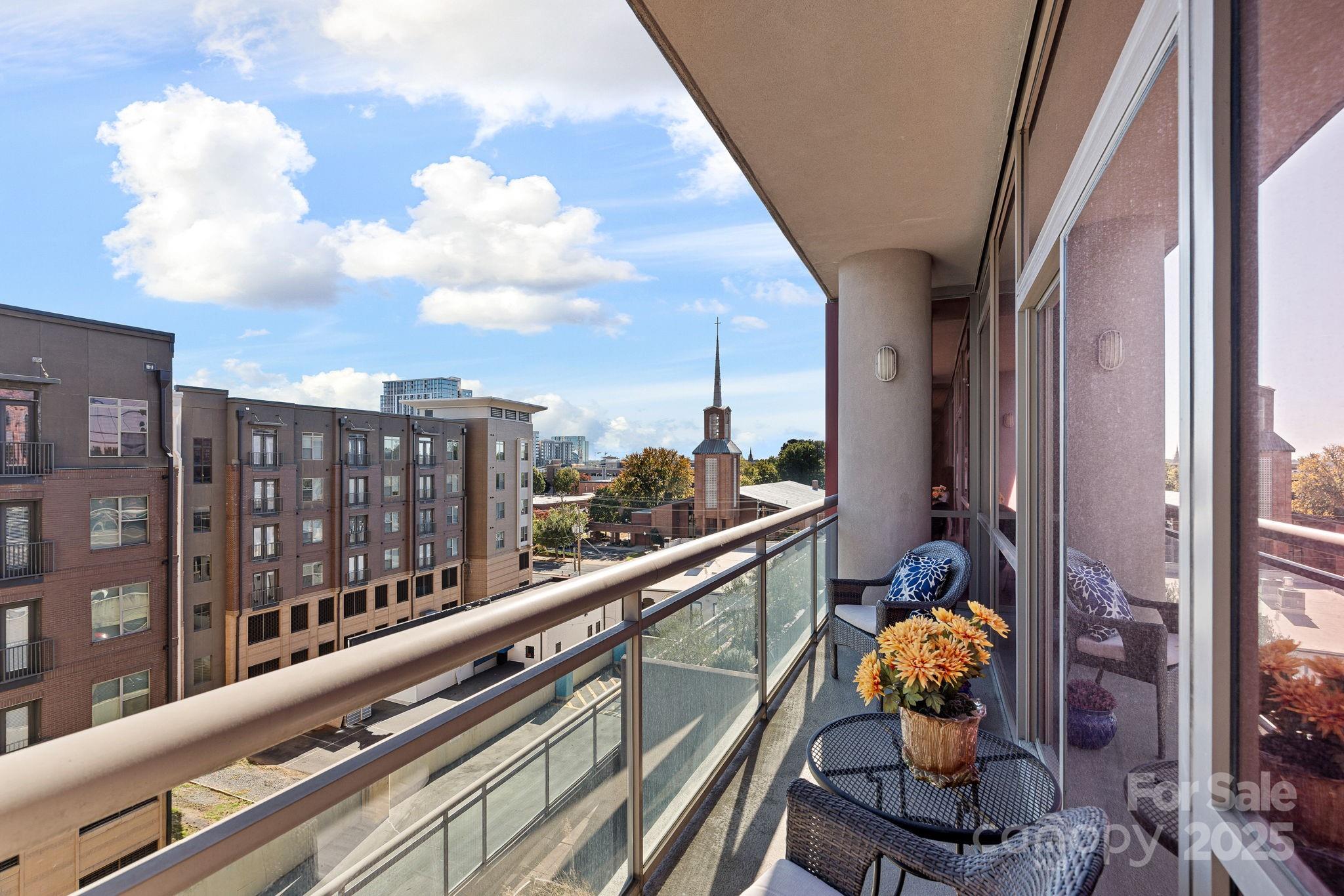315 Arlington Avenue #607 — Charlotte