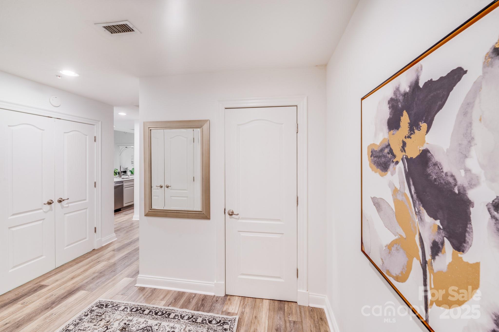 315 Arlington Avenue #607 — Charlotte