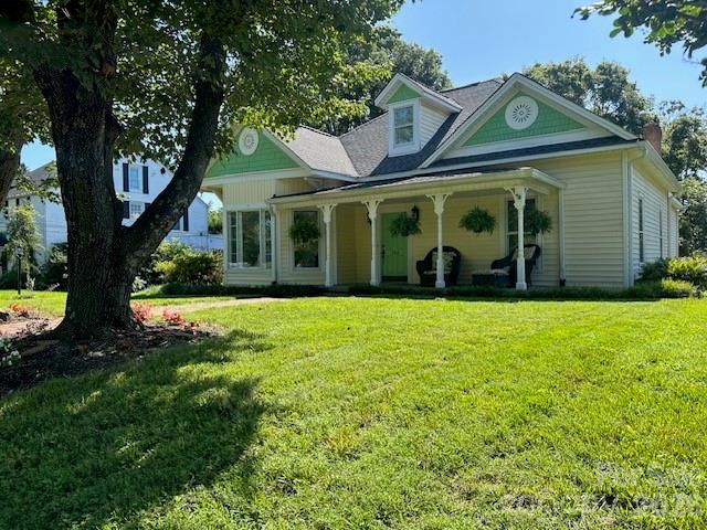 743 S College Avenue — Newton