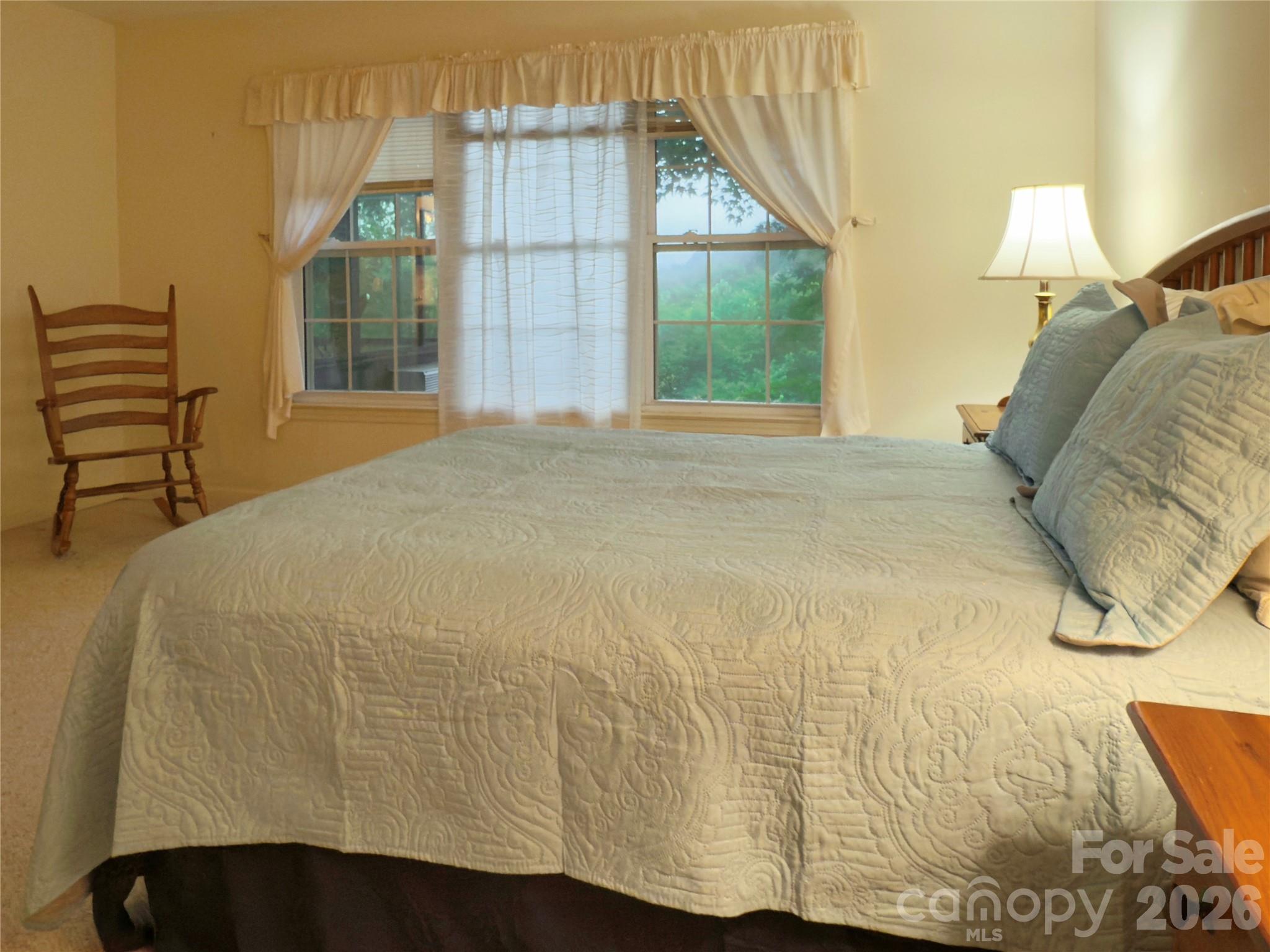 40 Sanctuary Drive — Burnsville