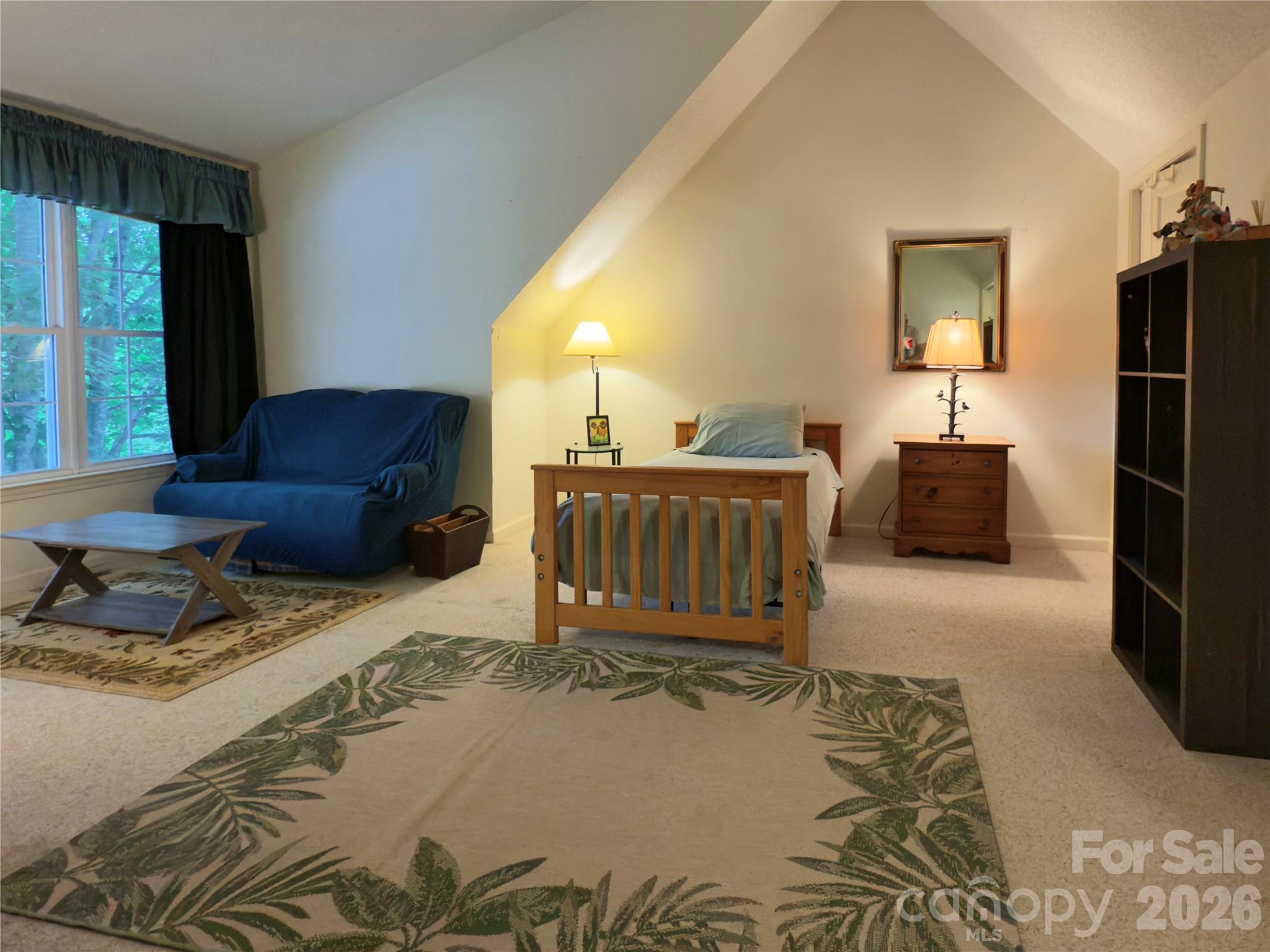 40 Sanctuary Drive — Burnsville