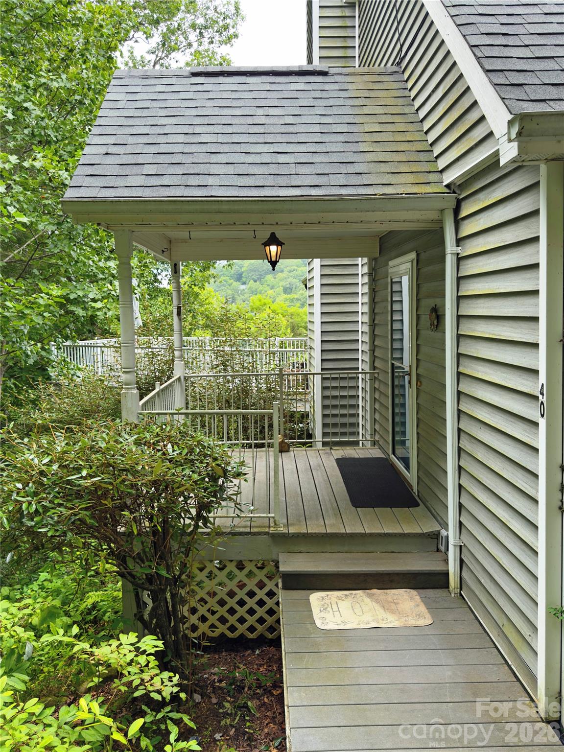 40 Sanctuary Drive — Burnsville