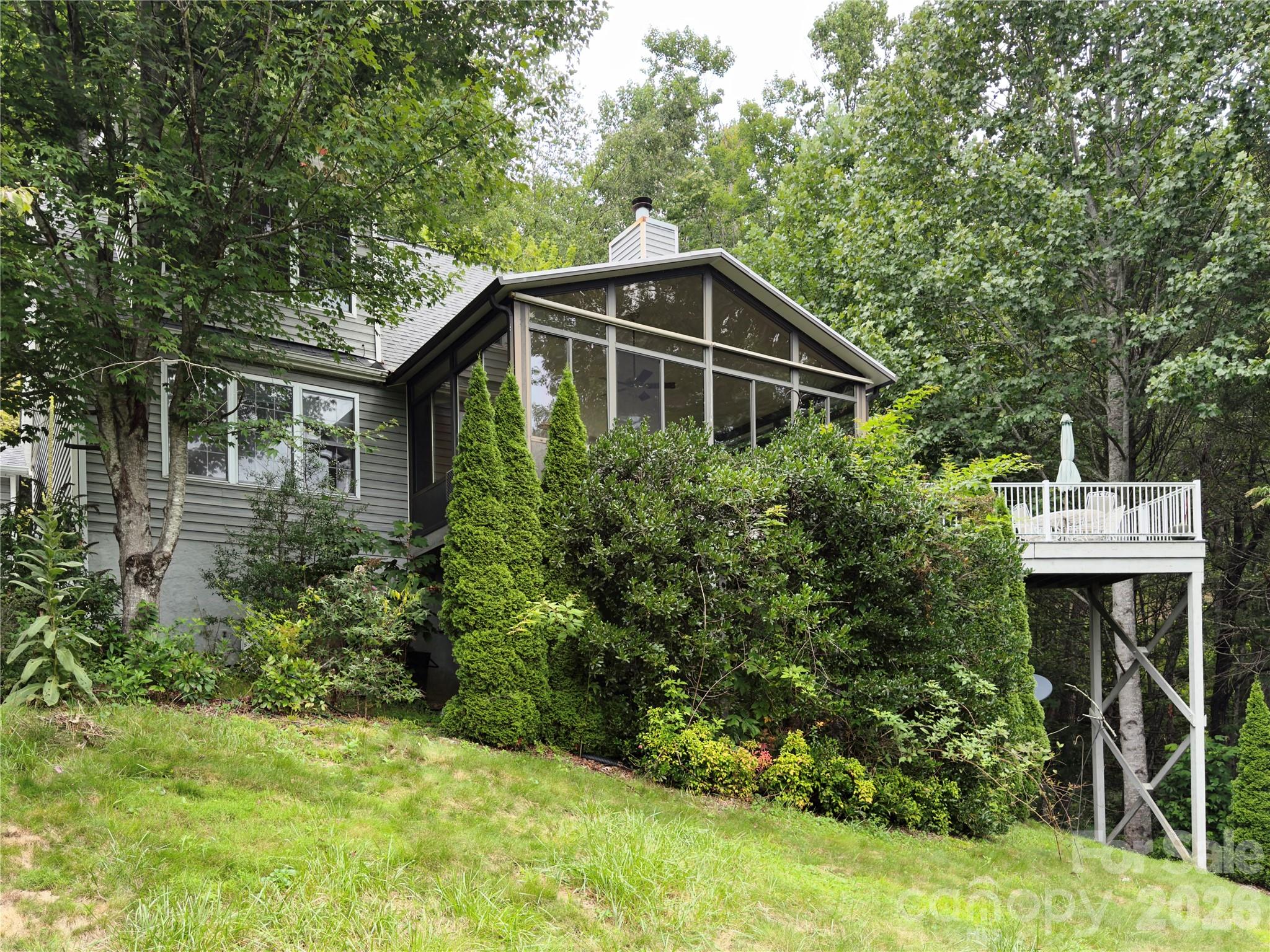 40 Sanctuary Drive — Burnsville