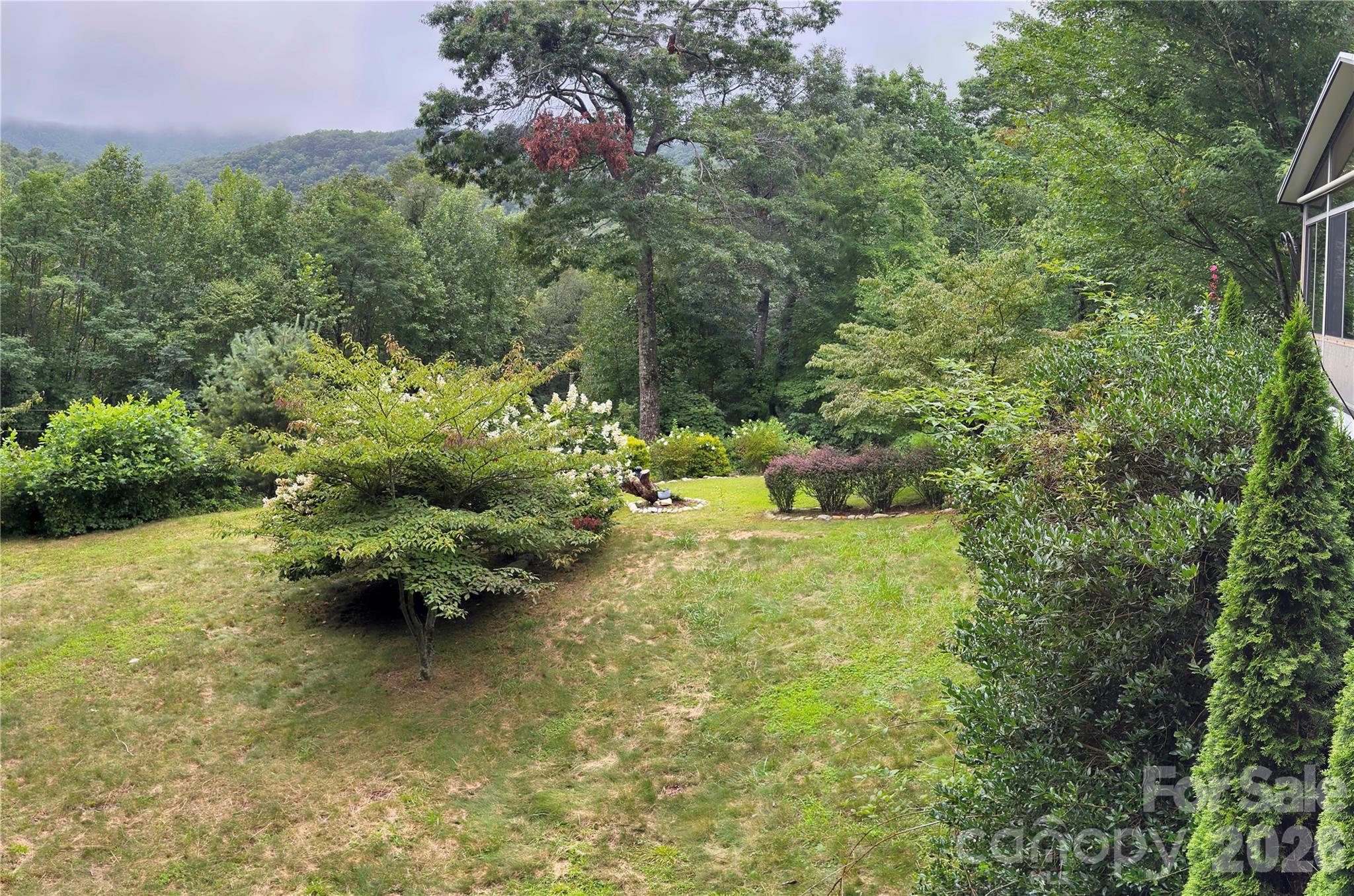 40 Sanctuary Drive — Burnsville