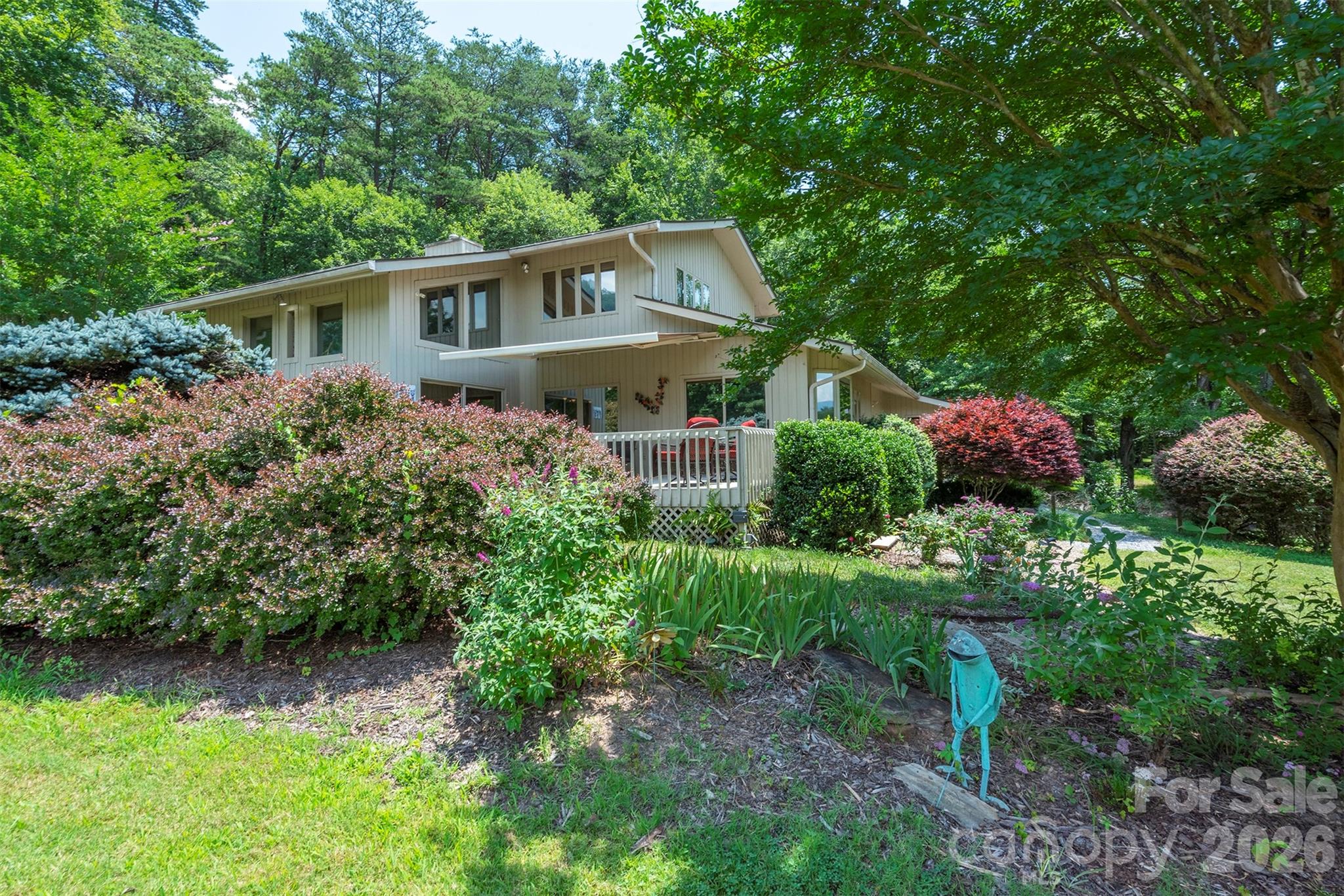 141 Courtland Court — Lake Lure