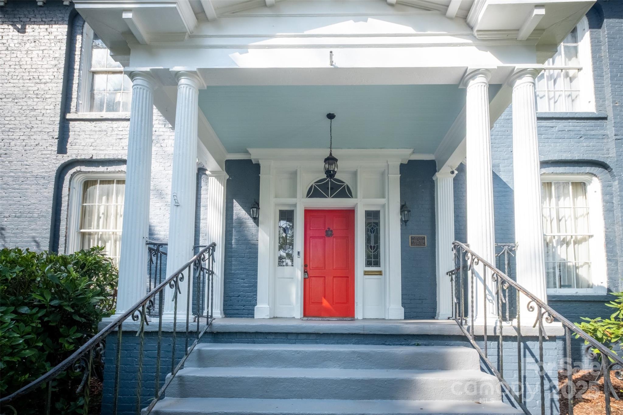 154 Union Street S — Concord