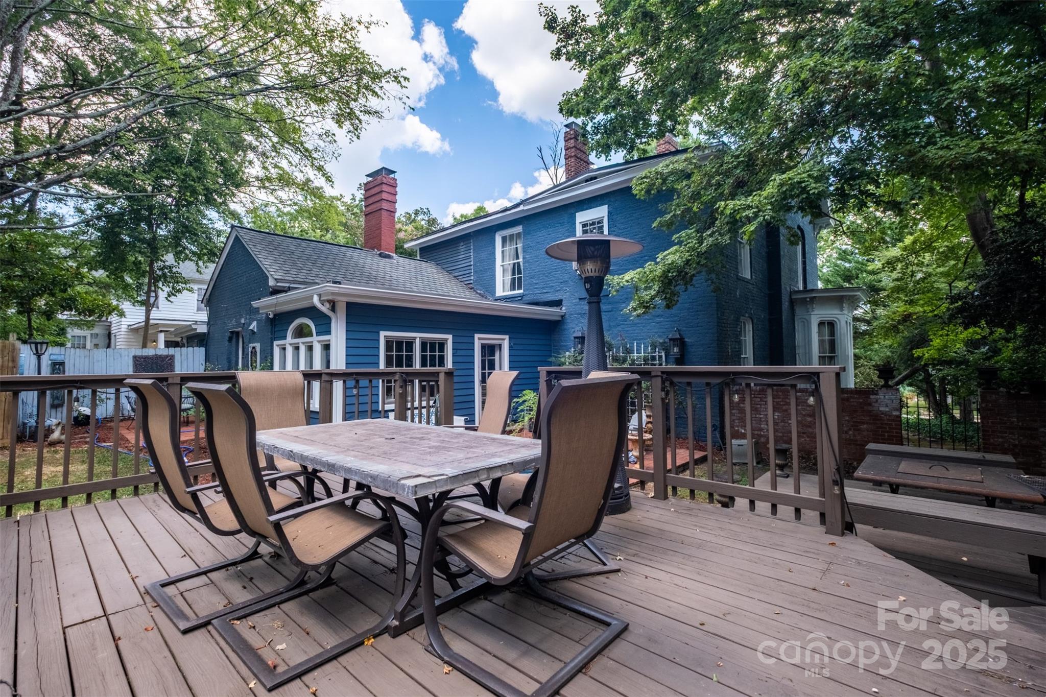 154 Union Street S — Concord