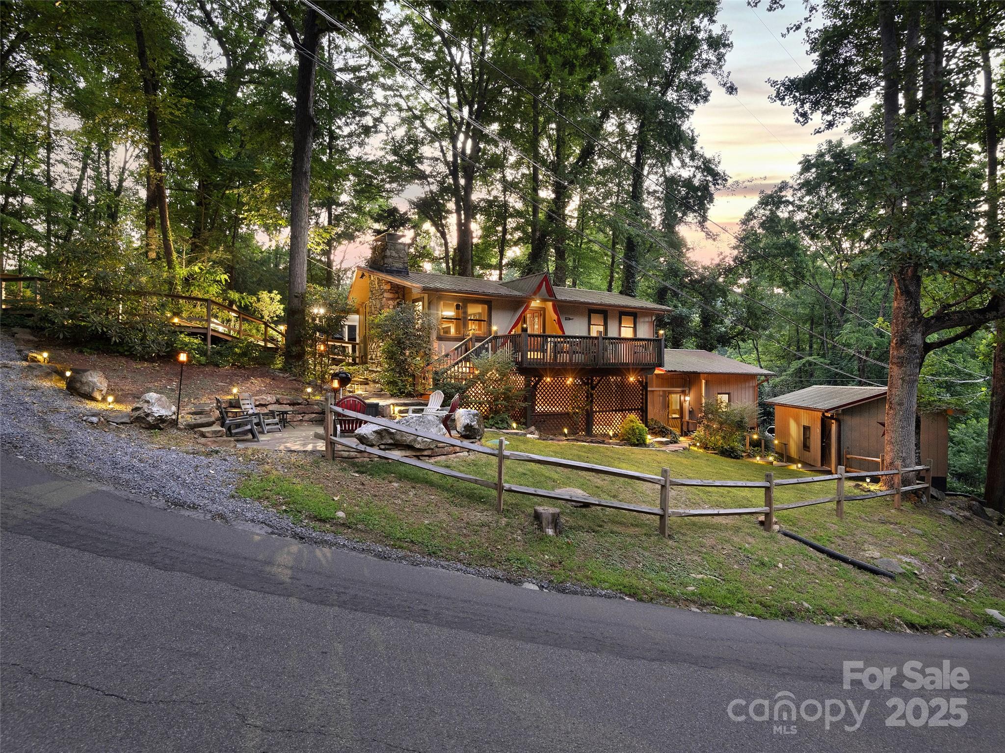 290 Dogwood Drive — Maggie Valley