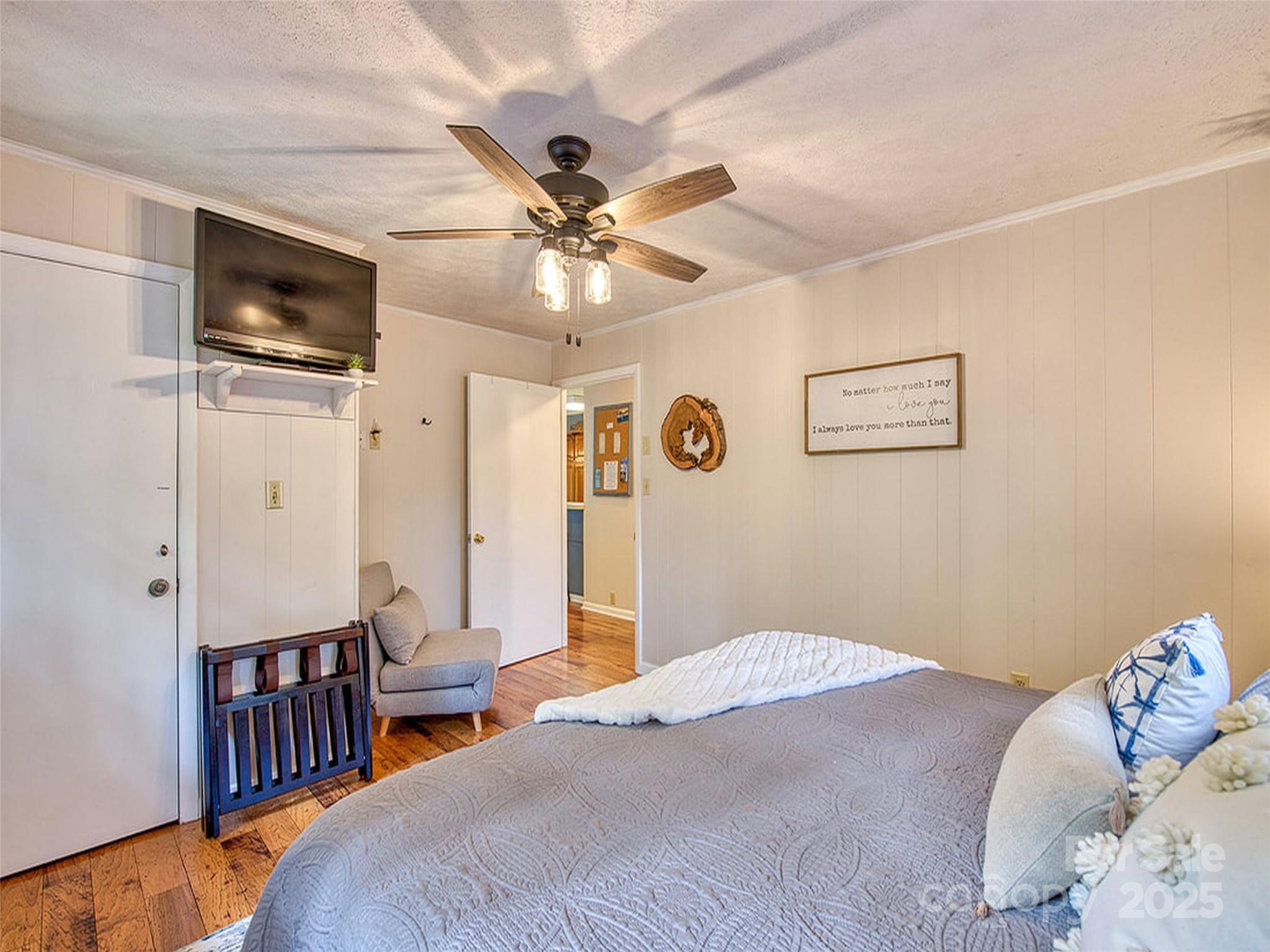 290 Dogwood Drive — Maggie Valley