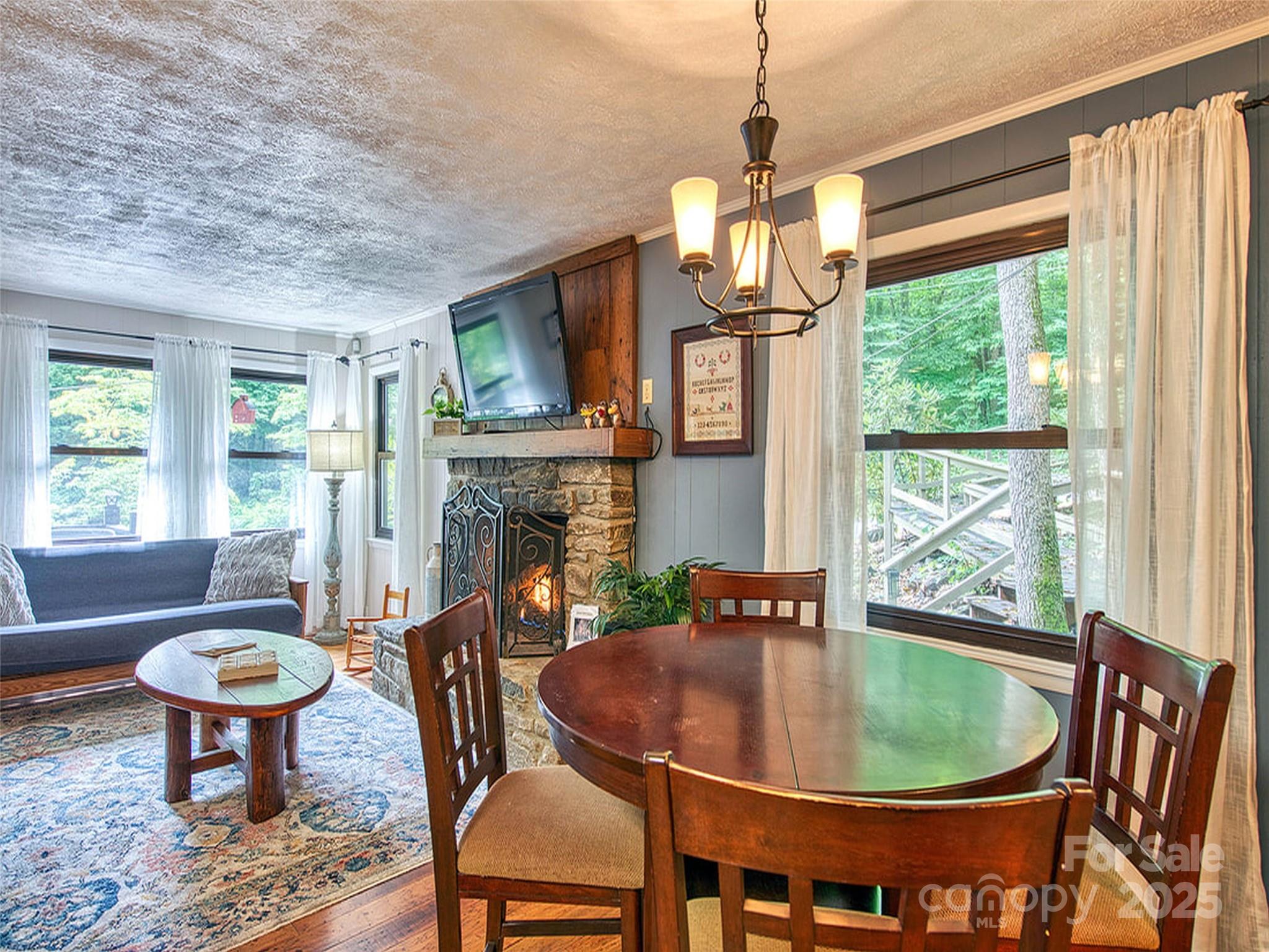 290 Dogwood Drive — Maggie Valley
