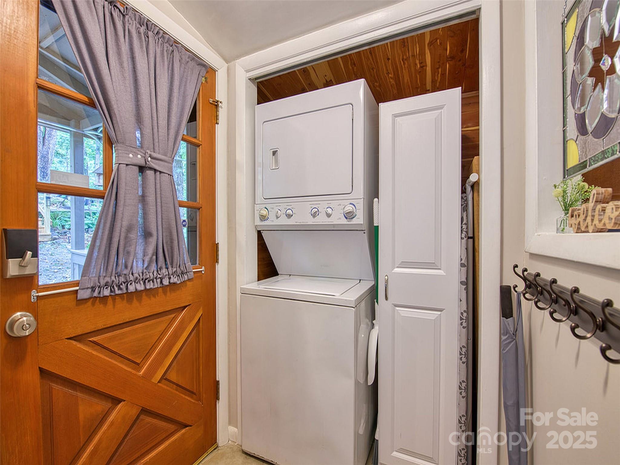 290 Dogwood Drive — Maggie Valley