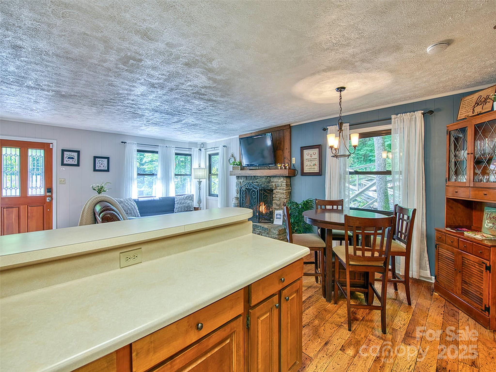 290 Dogwood Drive — Maggie Valley