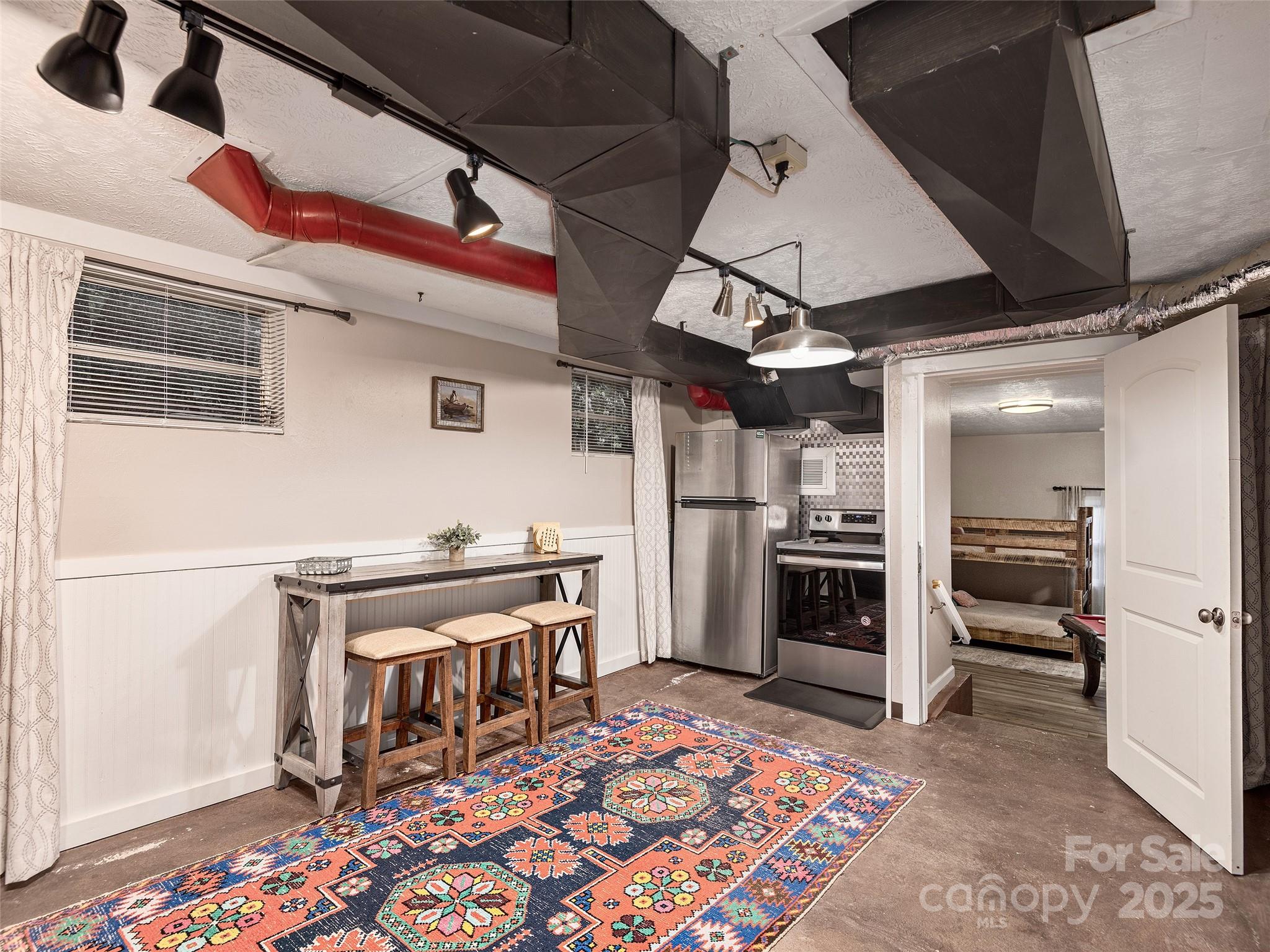 290 Dogwood Drive — Maggie Valley