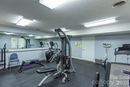 1303 Hyde Park Drive — Asheville