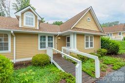 1303 Hyde Park Drive — Asheville