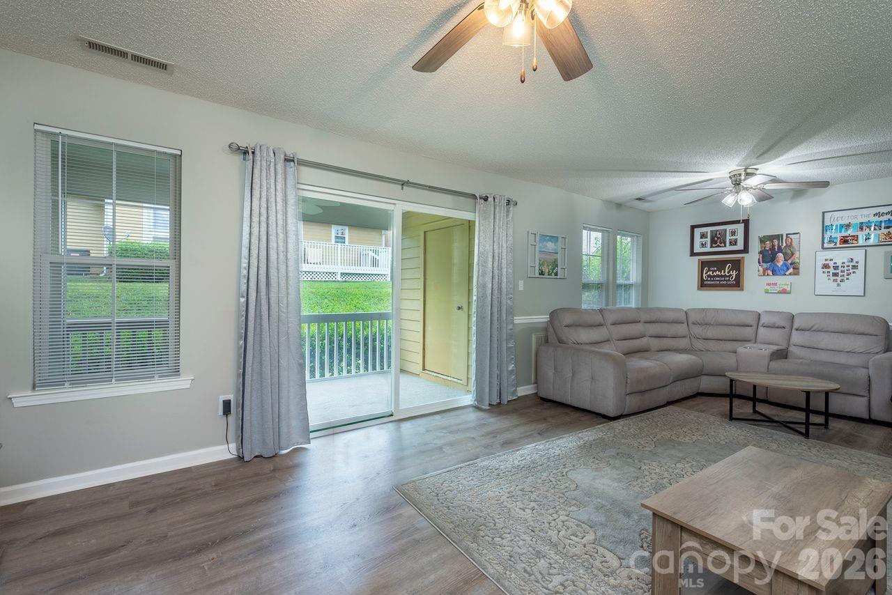 1303 Hyde Park Drive — Asheville