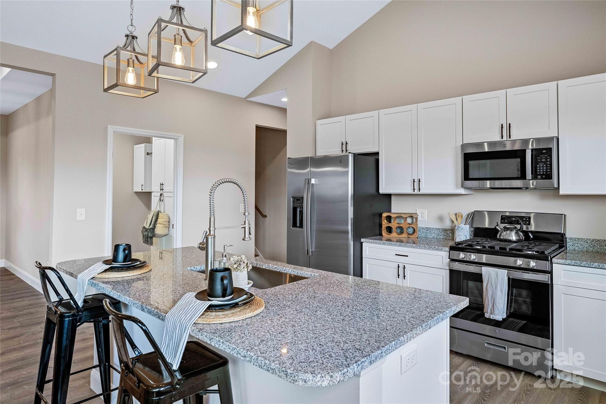 14 Holcombe Road — Candler