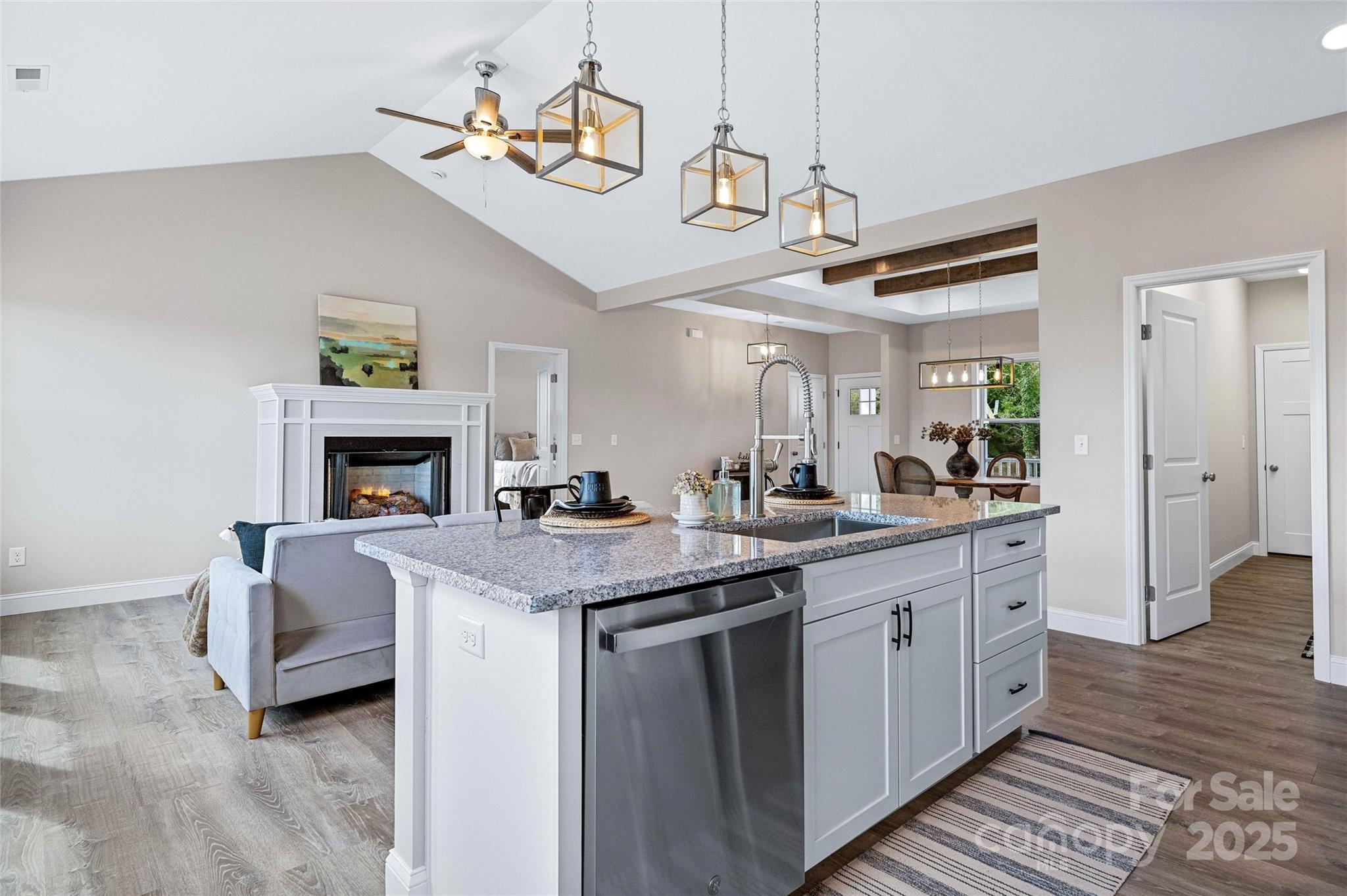 14 Holcombe Road — Candler