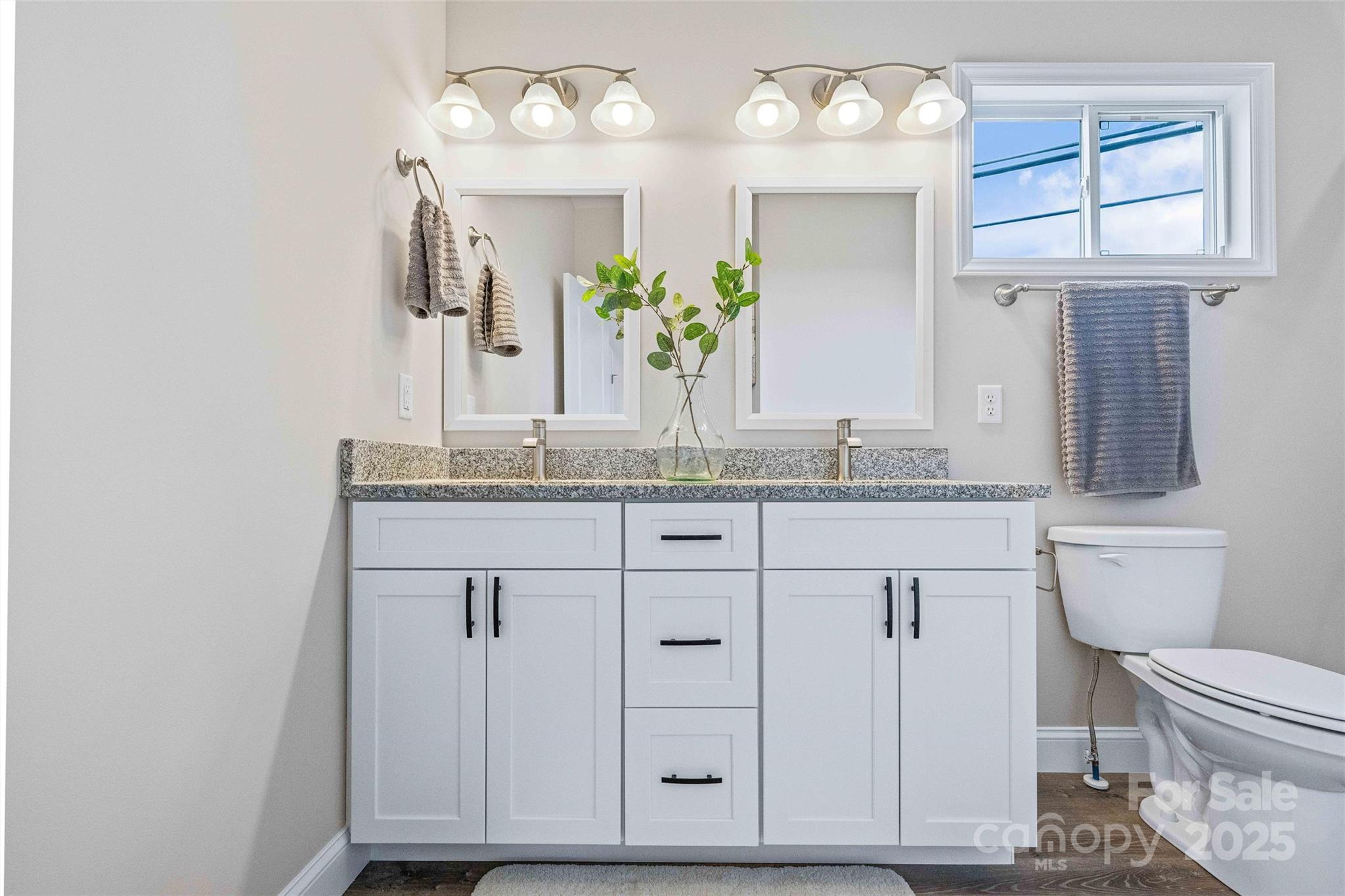14 Holcombe Road — Candler