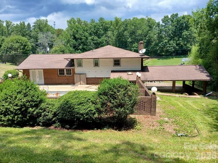 8417 Rolling Hills Avenue — Hickory