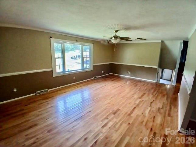 8417 Rolling Hills Avenue — Hickory
