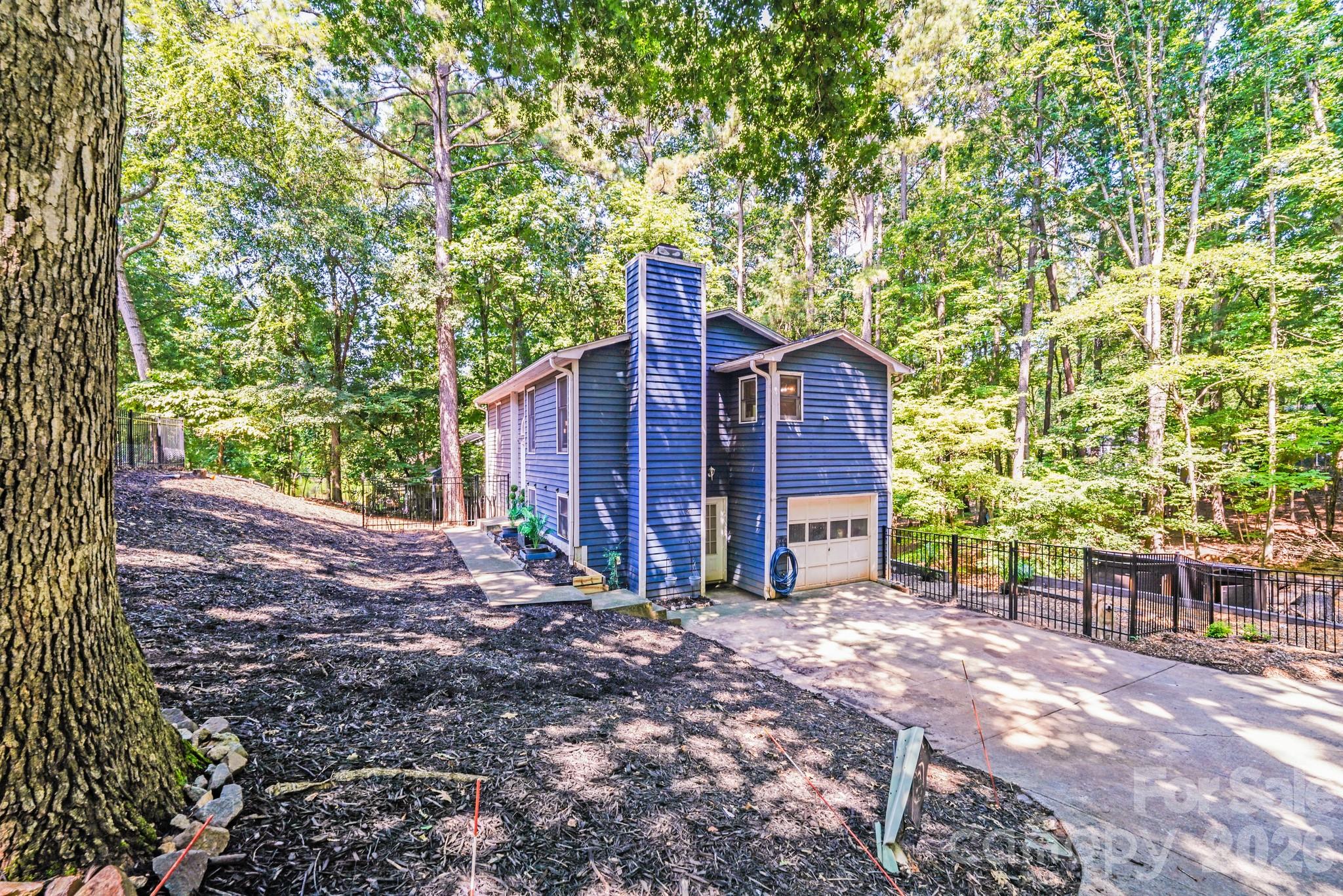 2116 Bon Villa Way — Fort Mill