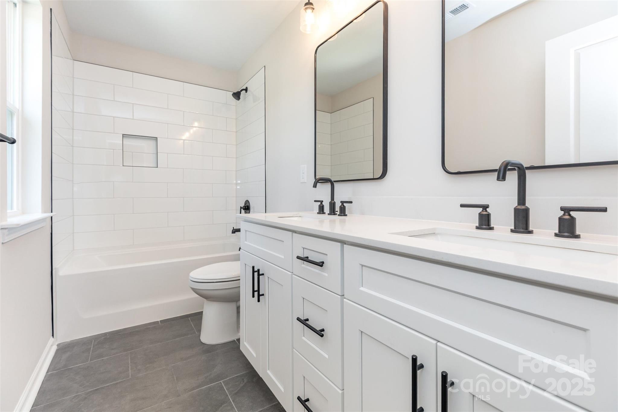 2063 Sadler Woods Lane — Charlotte