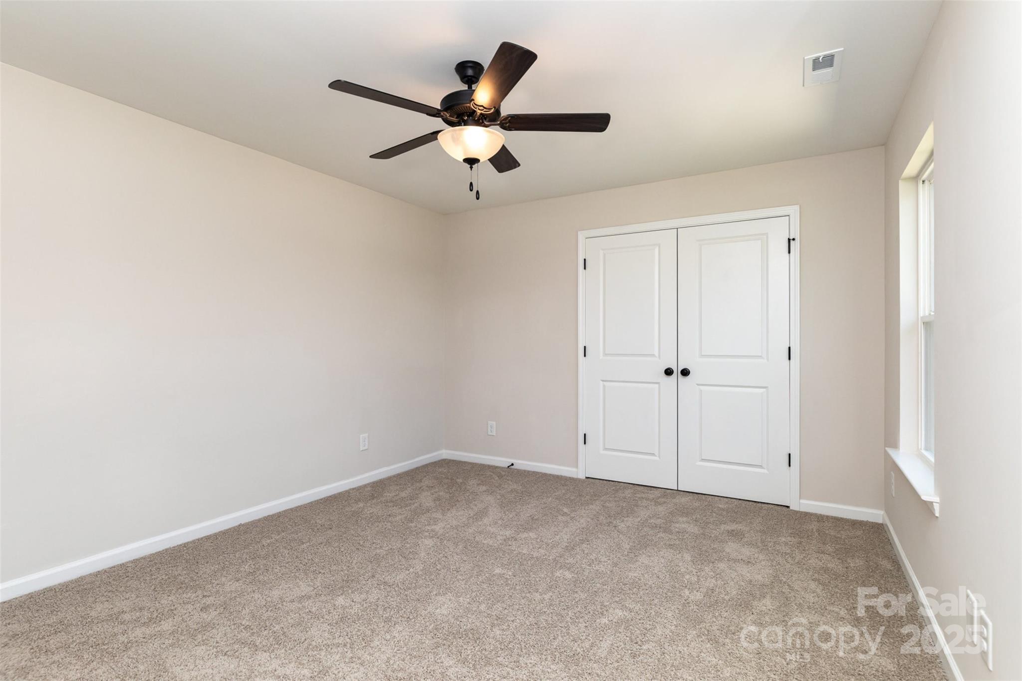 2063 Sadler Woods Lane — Charlotte