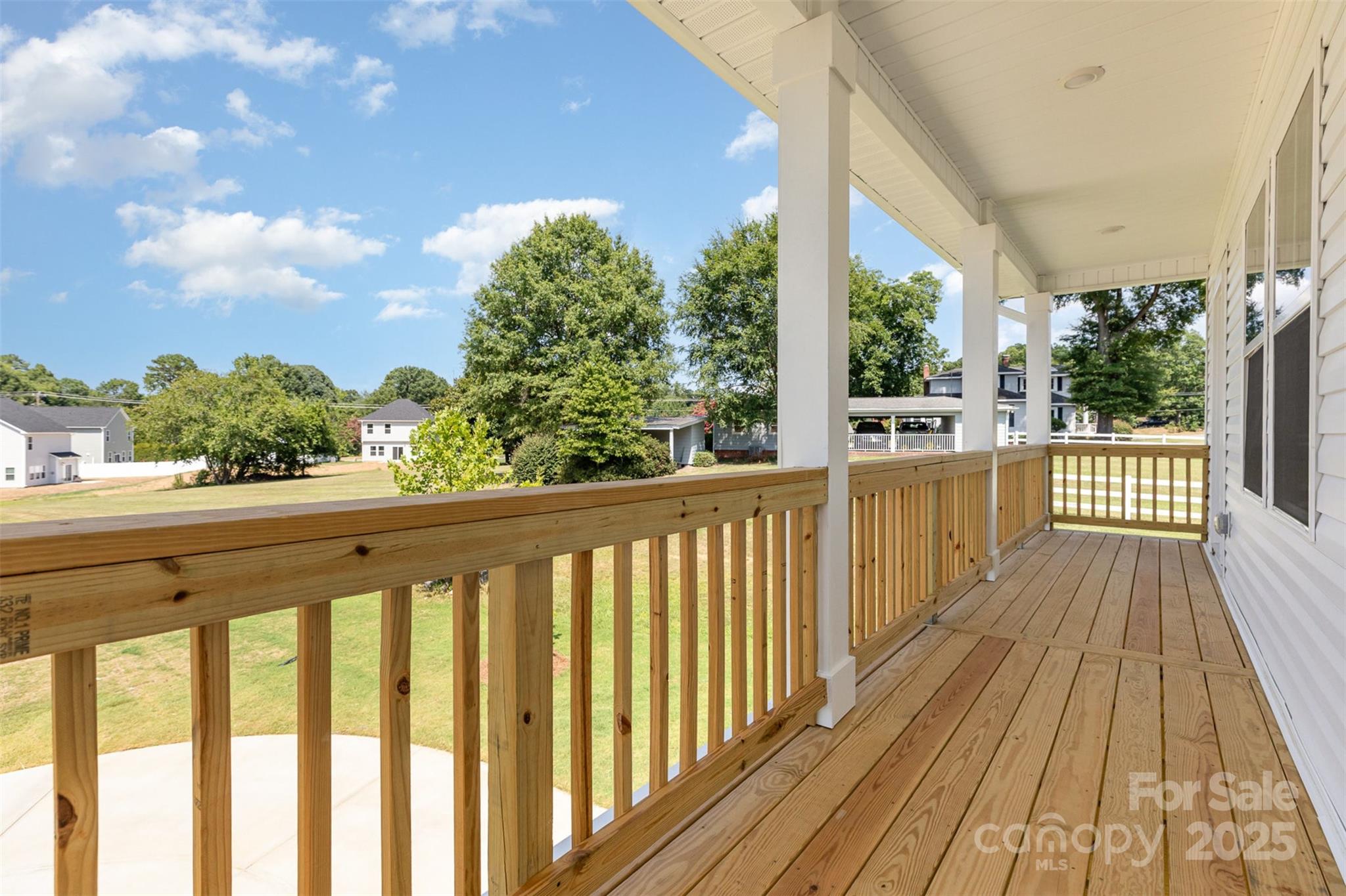 2063 Sadler Woods Lane — Charlotte