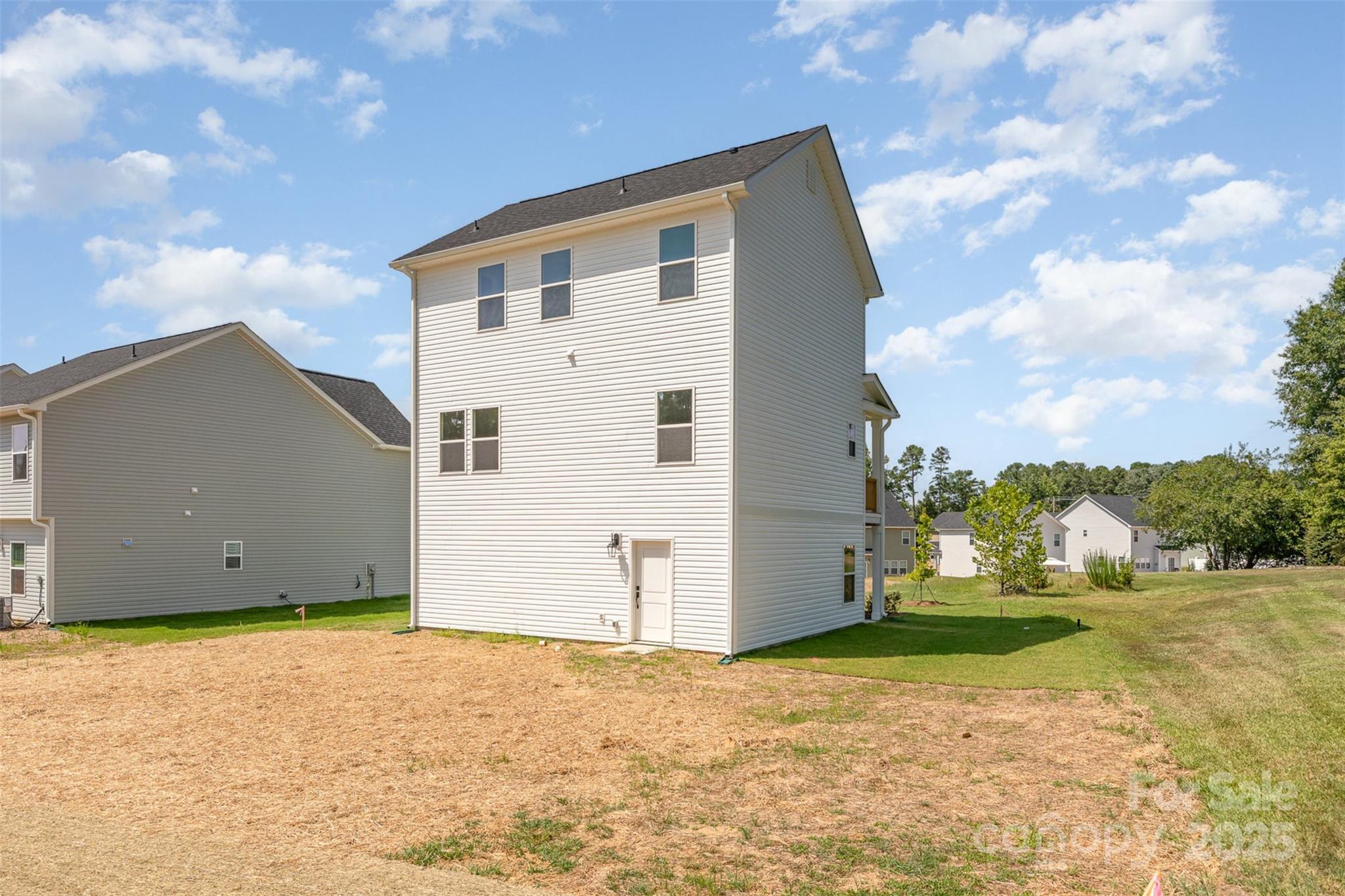 2063 Sadler Woods Lane — Charlotte