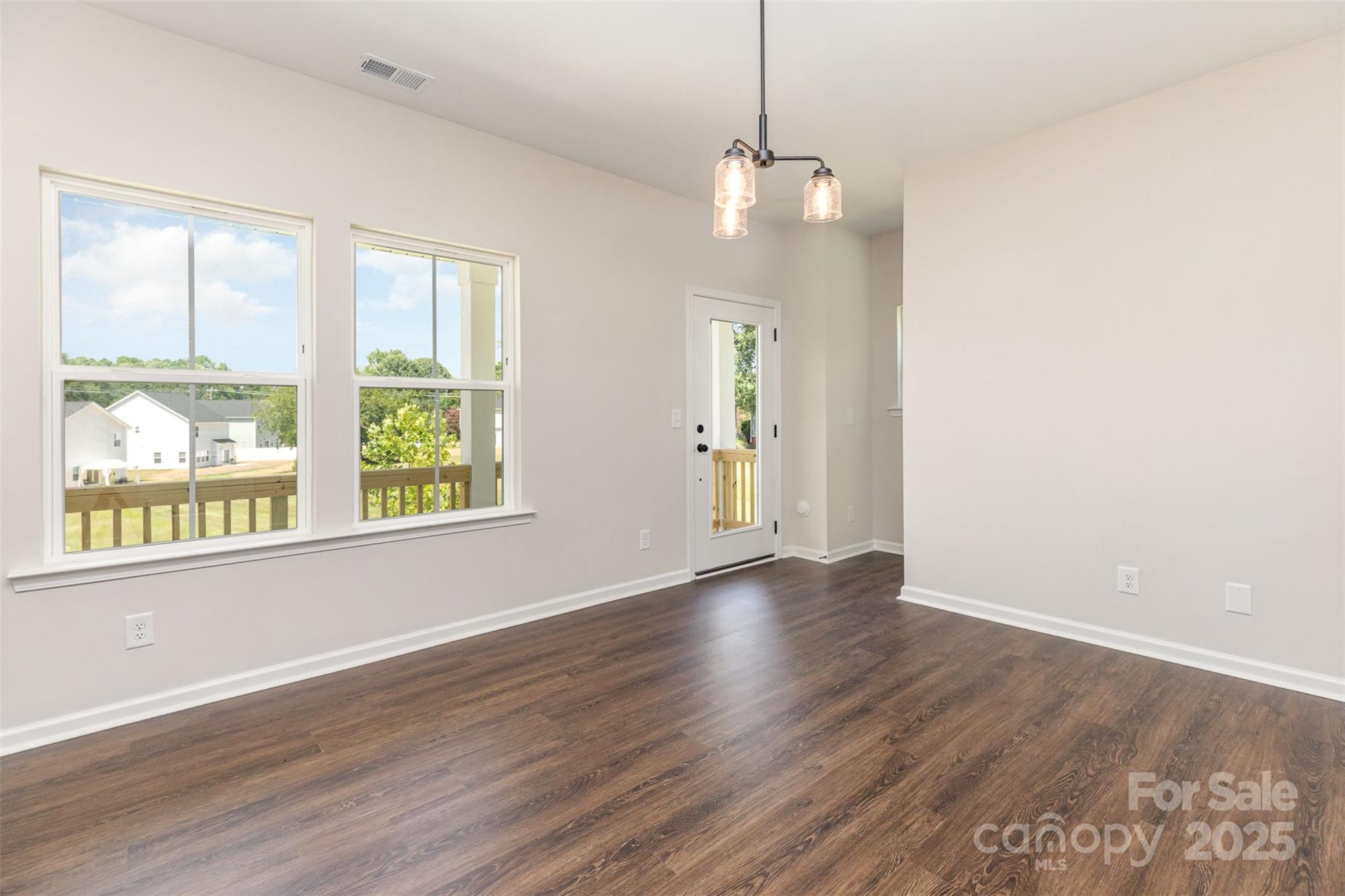 2063 Sadler Woods Lane — Charlotte