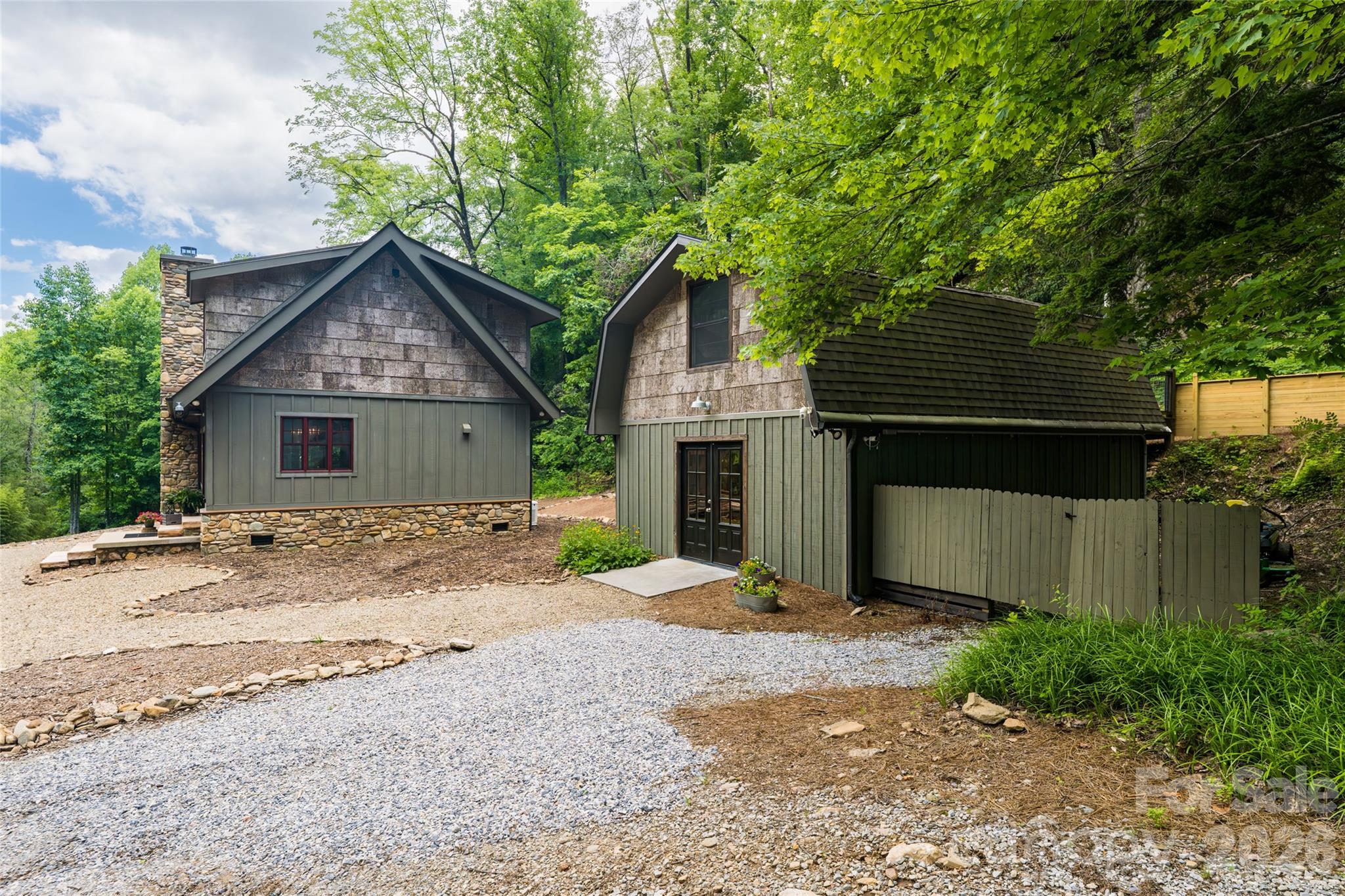 1037 Newberry Creek Road — Old Fort