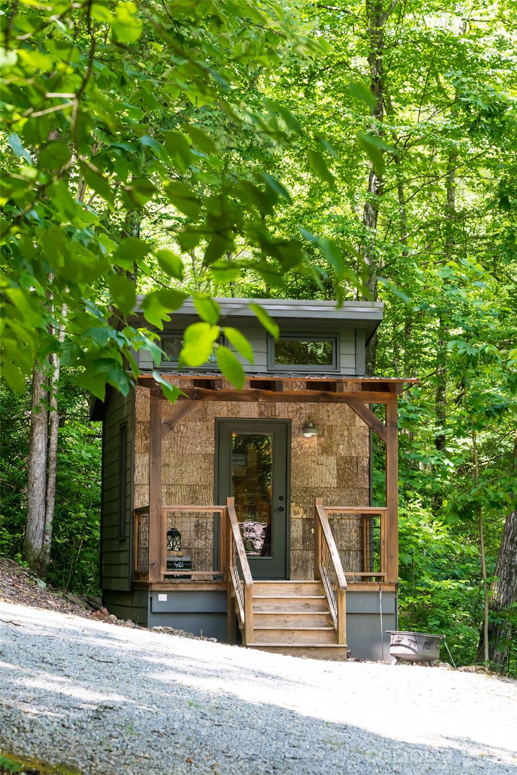 1037 Newberry Creek Road — Old Fort
