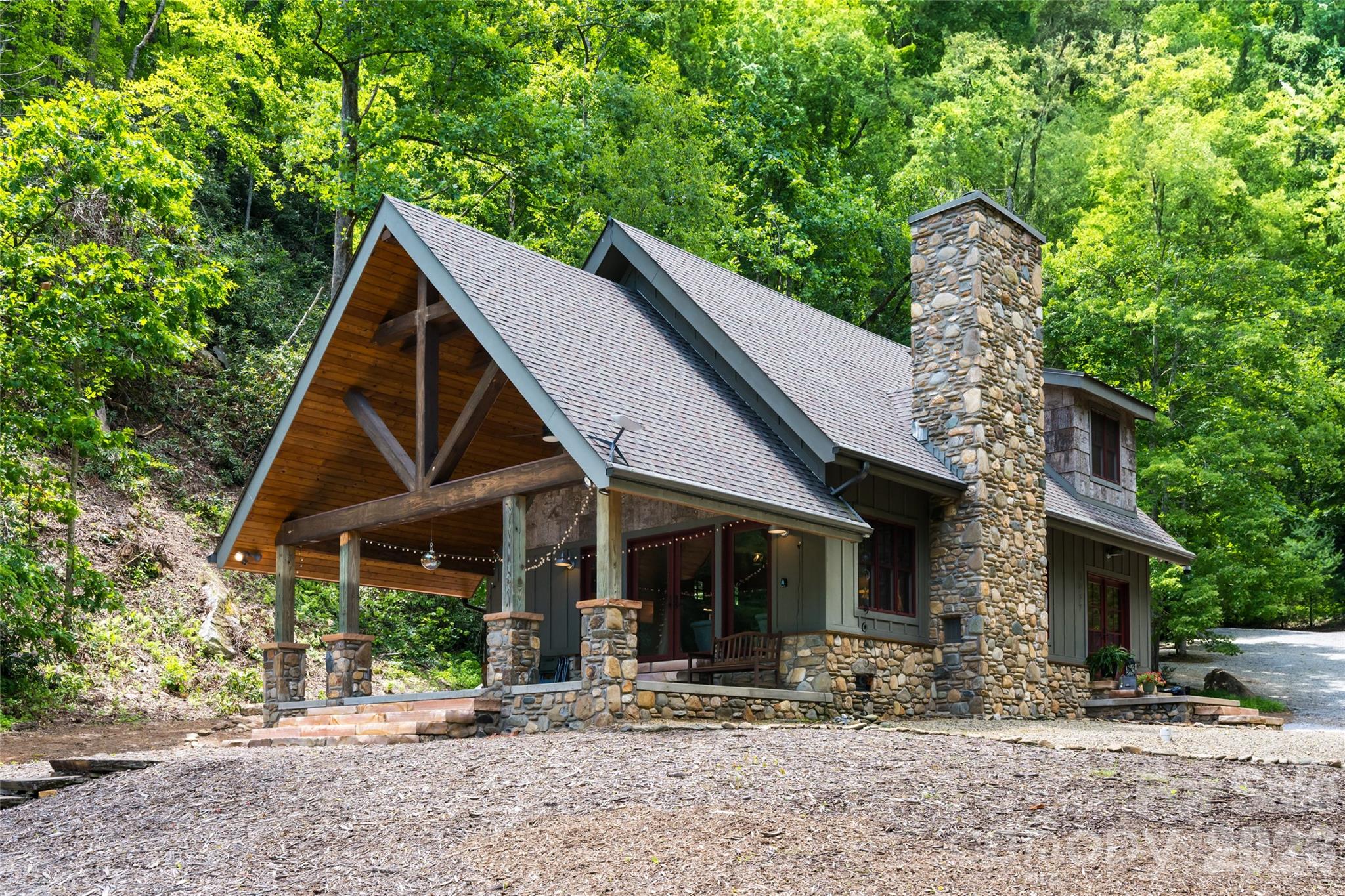 1037 Newberry Creek Road — Old Fort