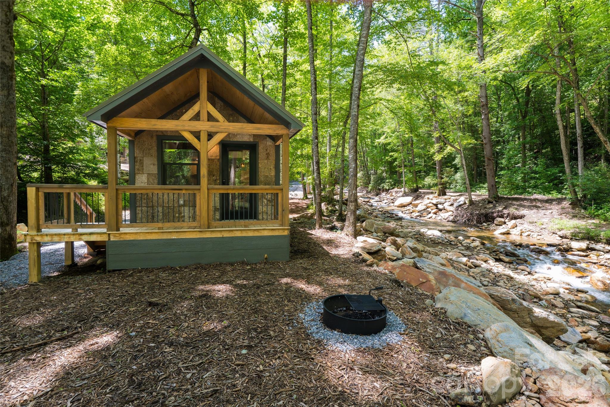 1037 Newberry Creek Road — Old Fort