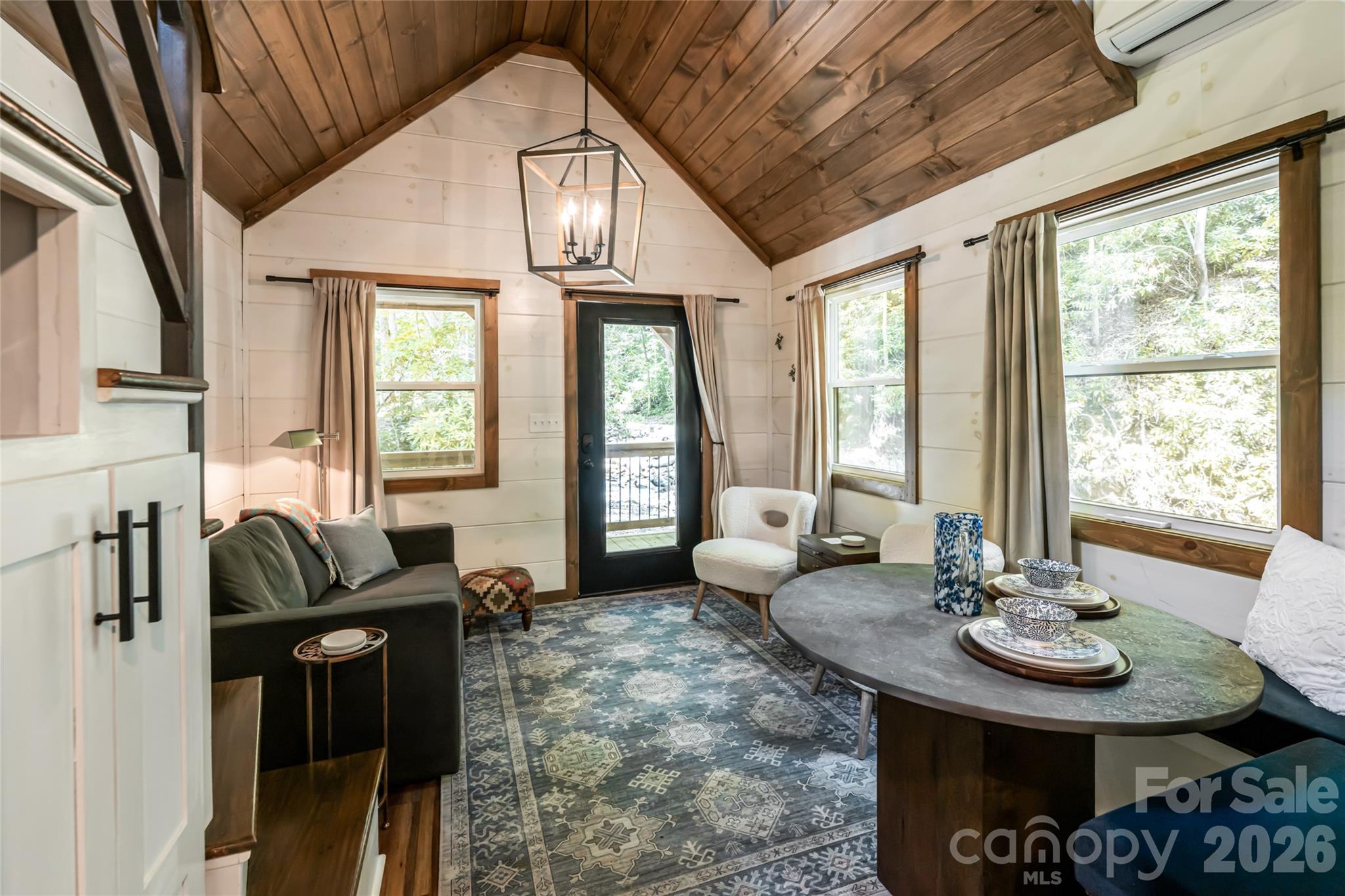1037 Newberry Creek Road — Old Fort