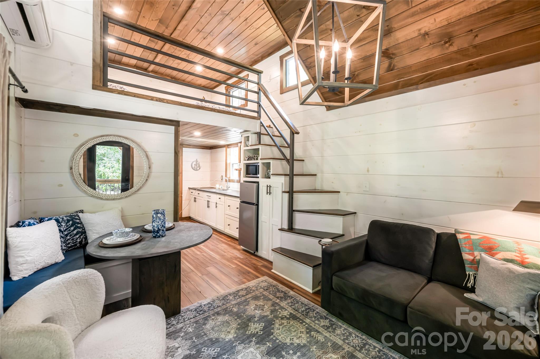 1037 Newberry Creek Road — Old Fort