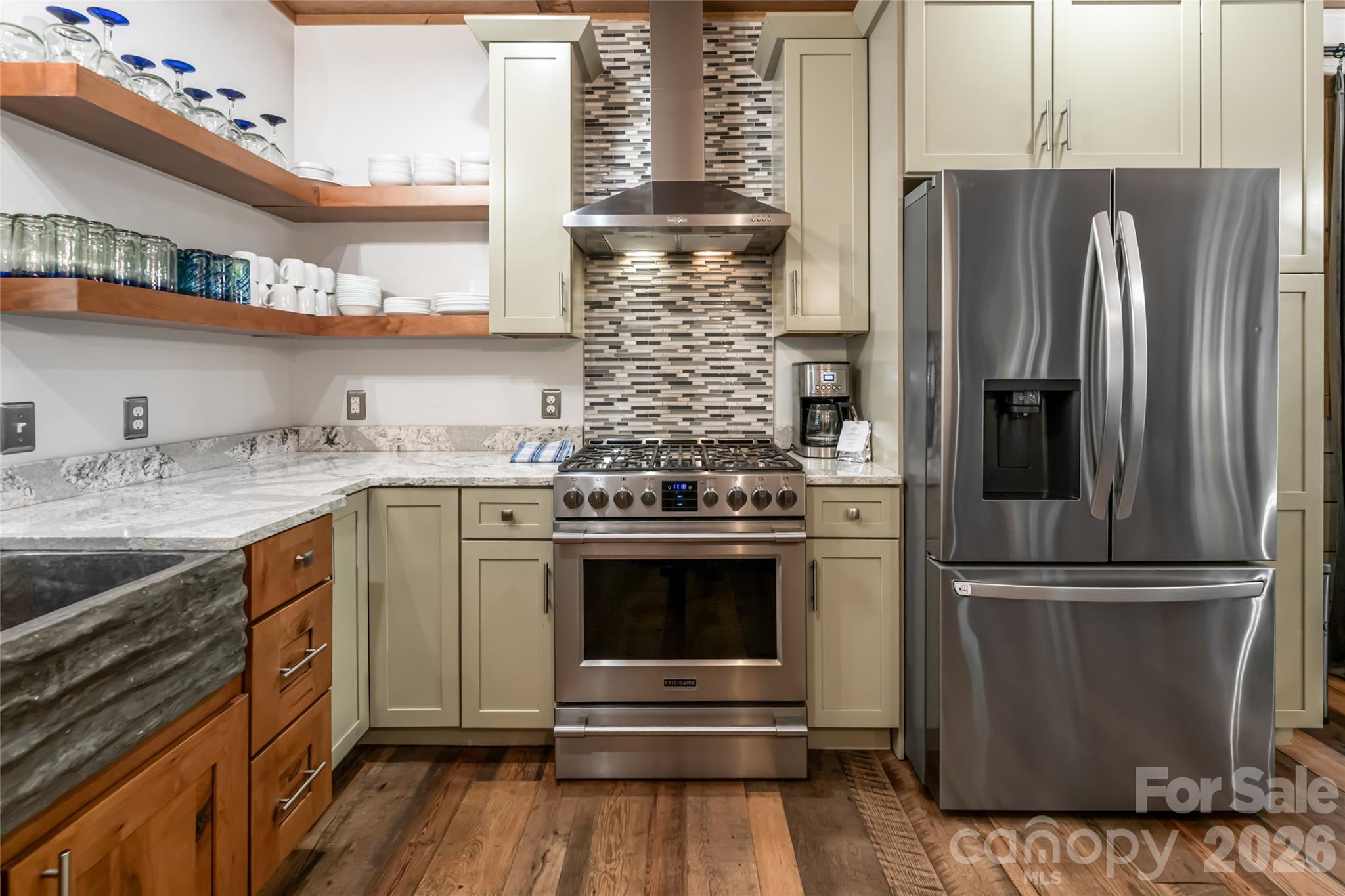 1037 Newberry Creek Road — Old Fort