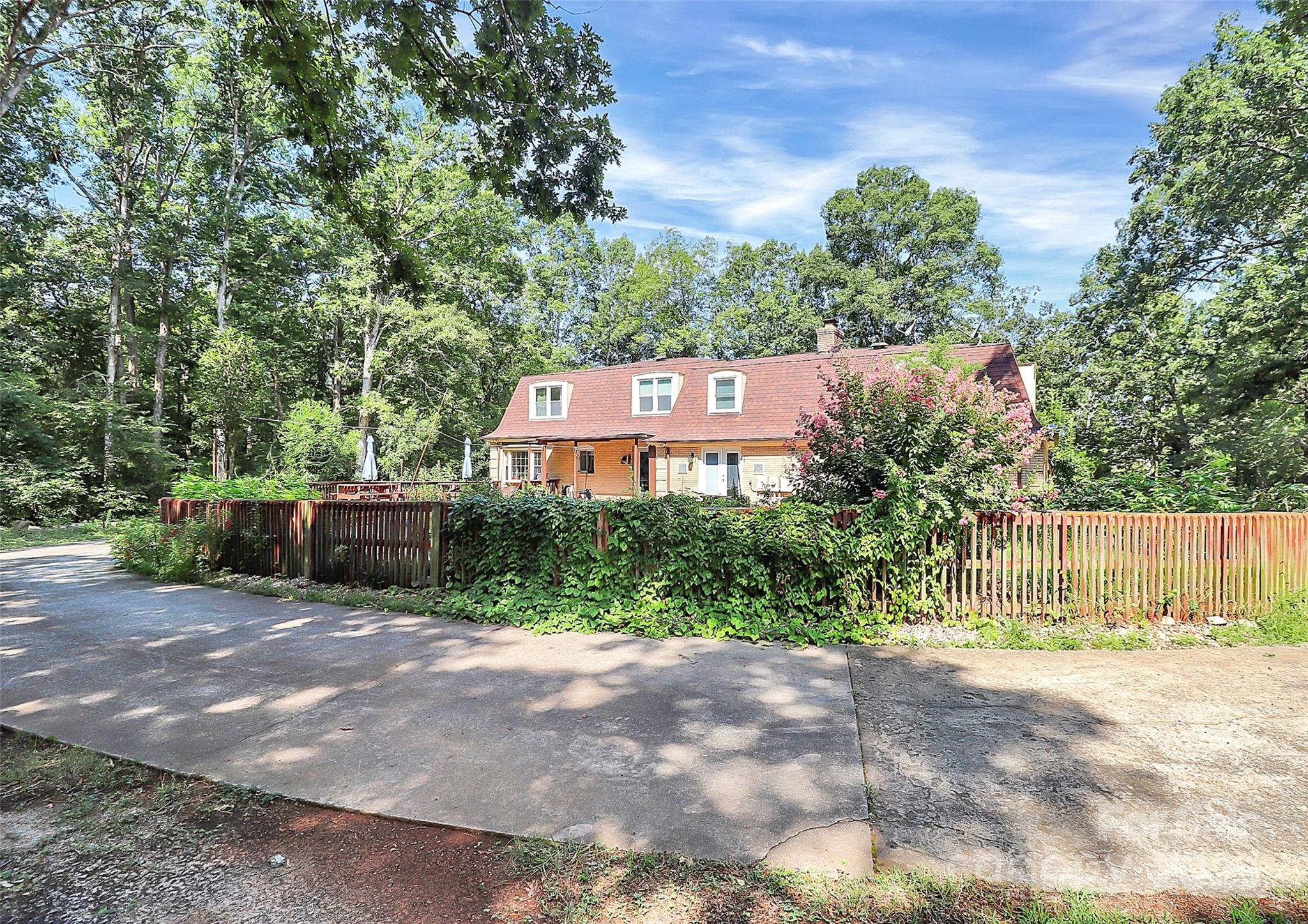 1940 Rock Hill Church Road — Matthews