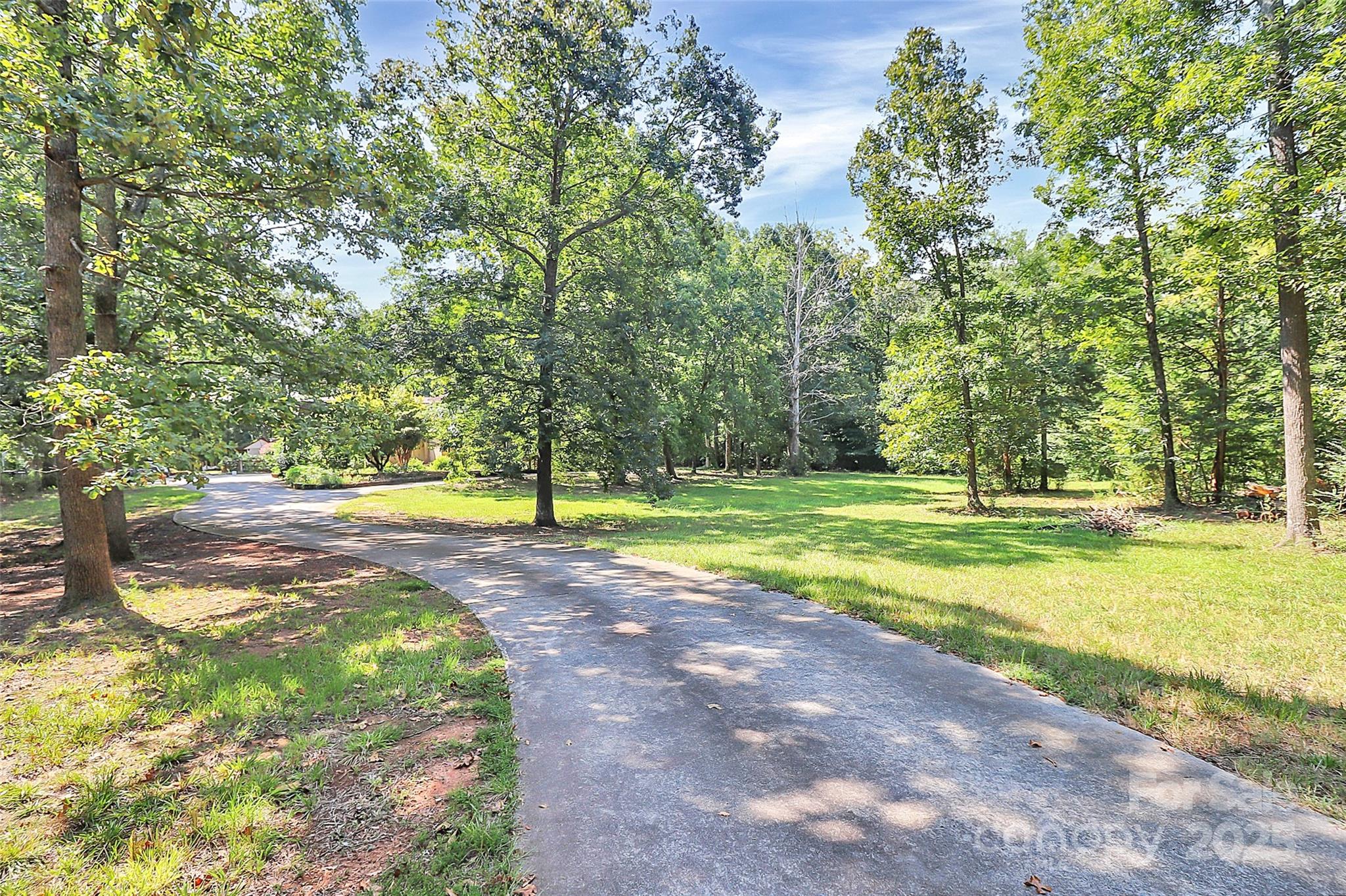1940 Rock Hill Church Road — Matthews