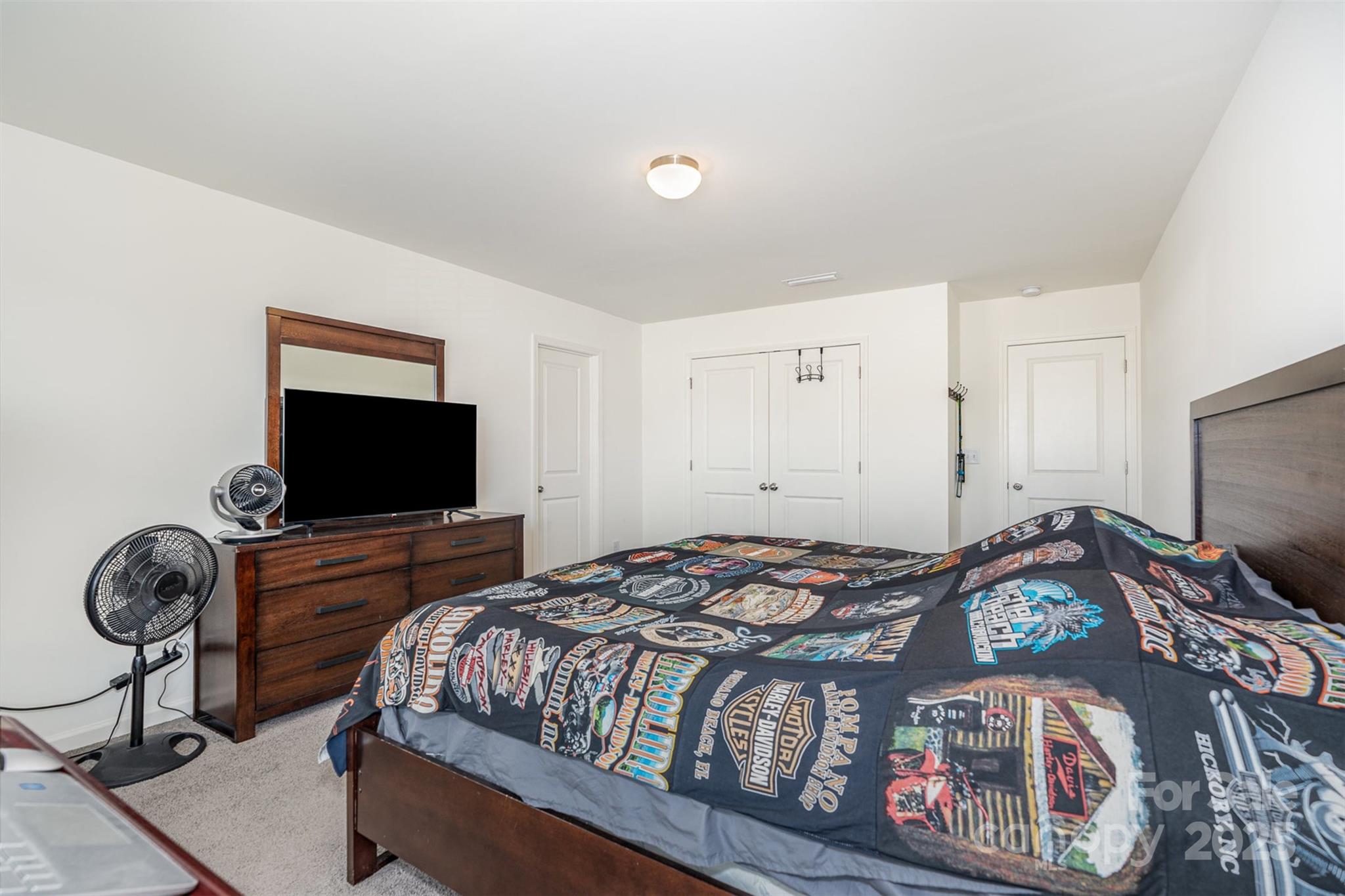 839 Foxglove Lane — York