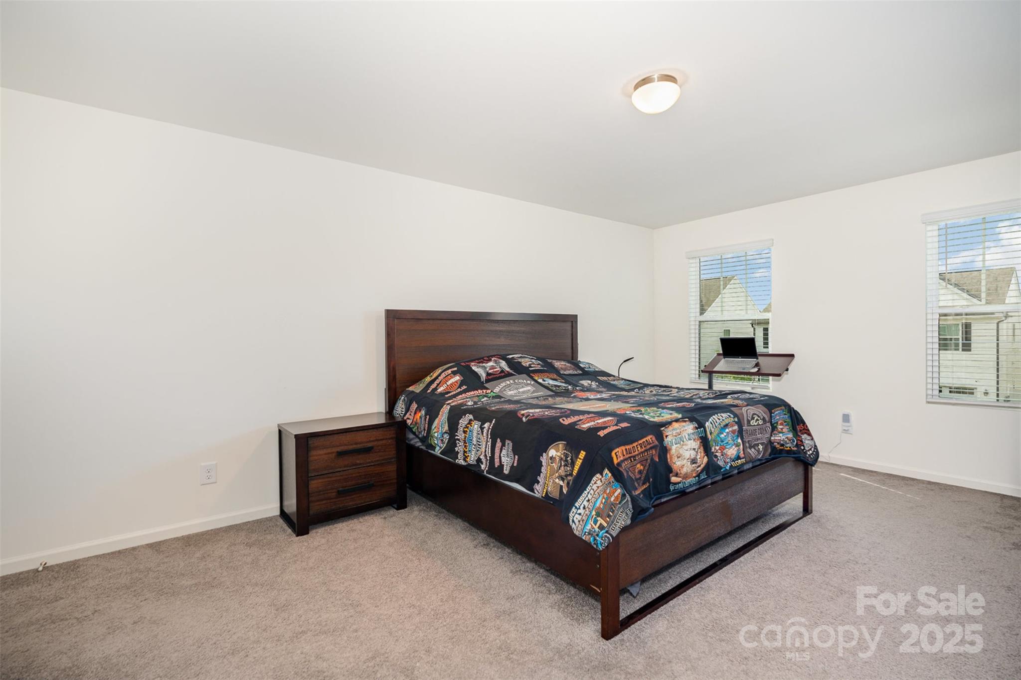 839 Foxglove Lane — York