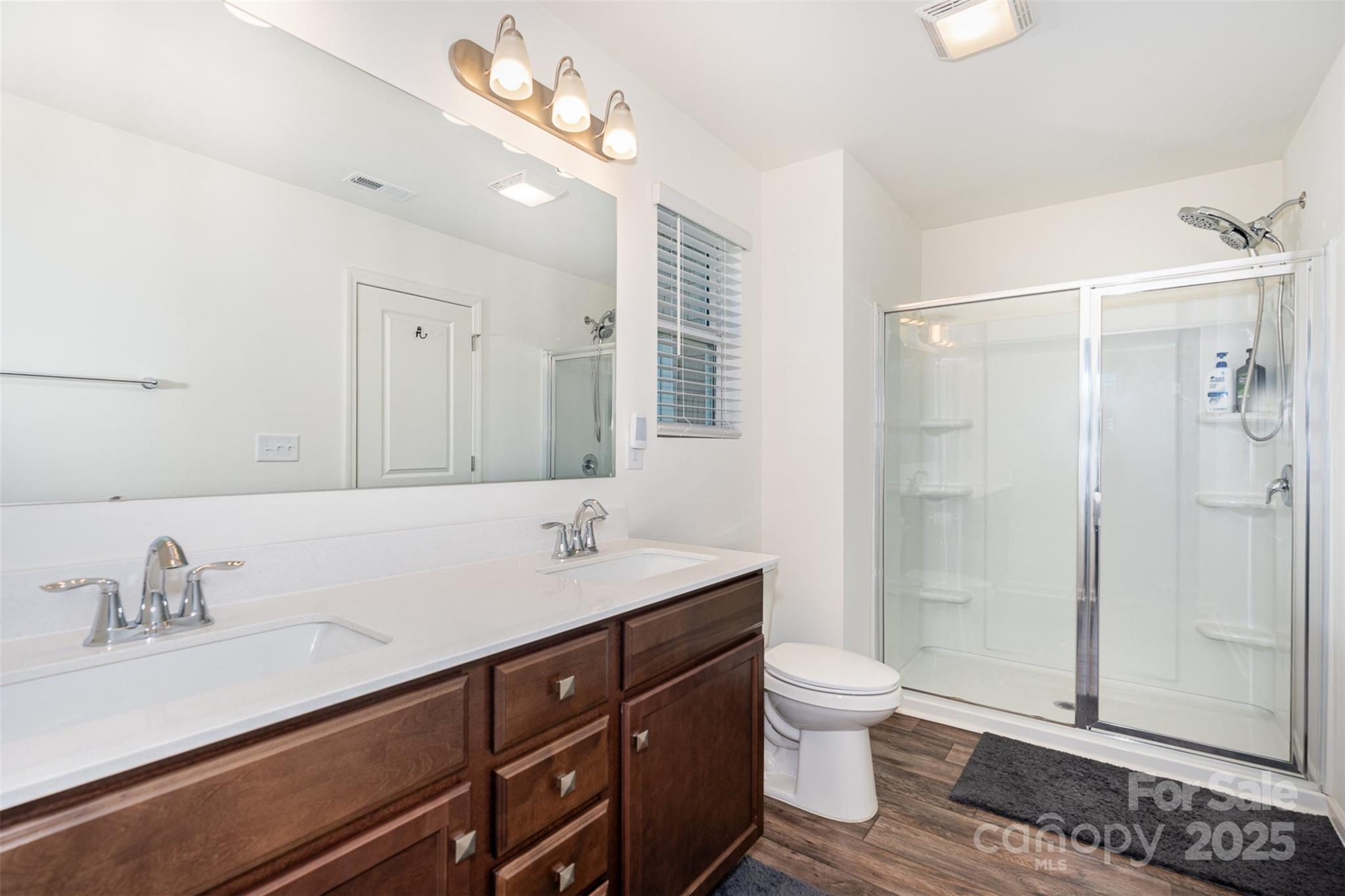 839 Foxglove Lane — York
