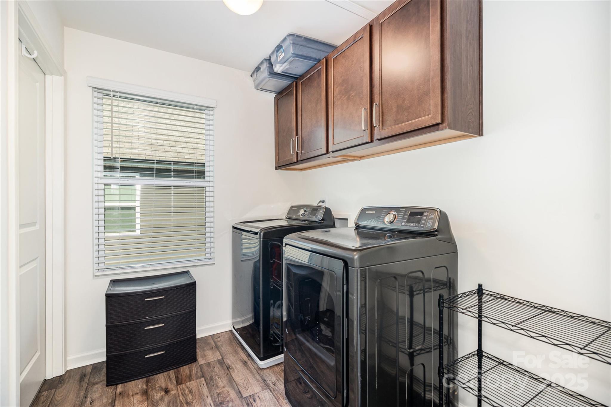 839 Foxglove Lane — York