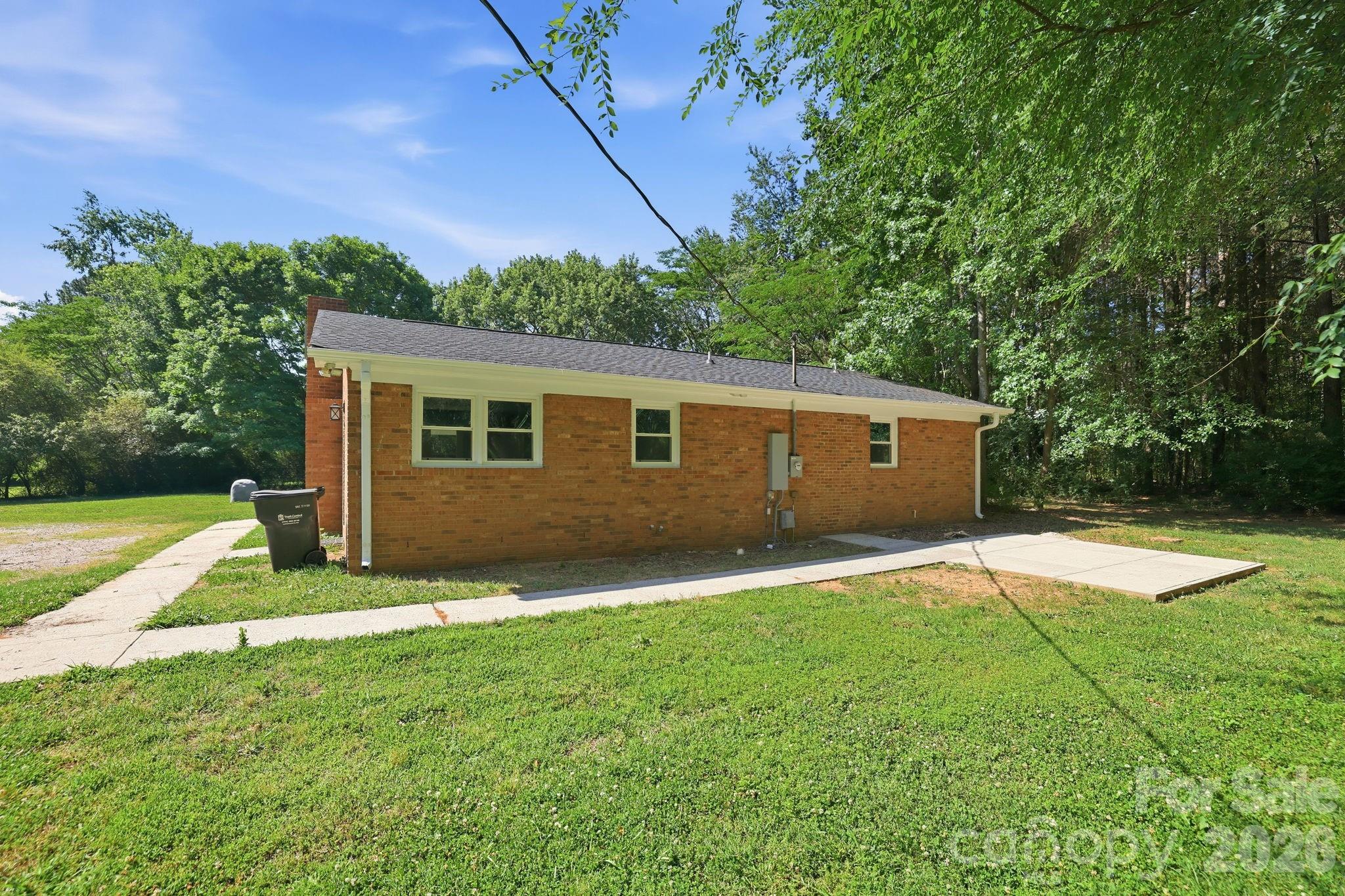 1108 Willoughby Road — Monroe